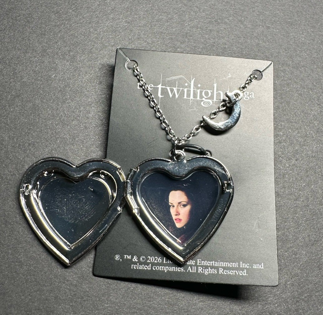 Twilight Saga Blind Box Heart Locket Necklace With Charm – Bella