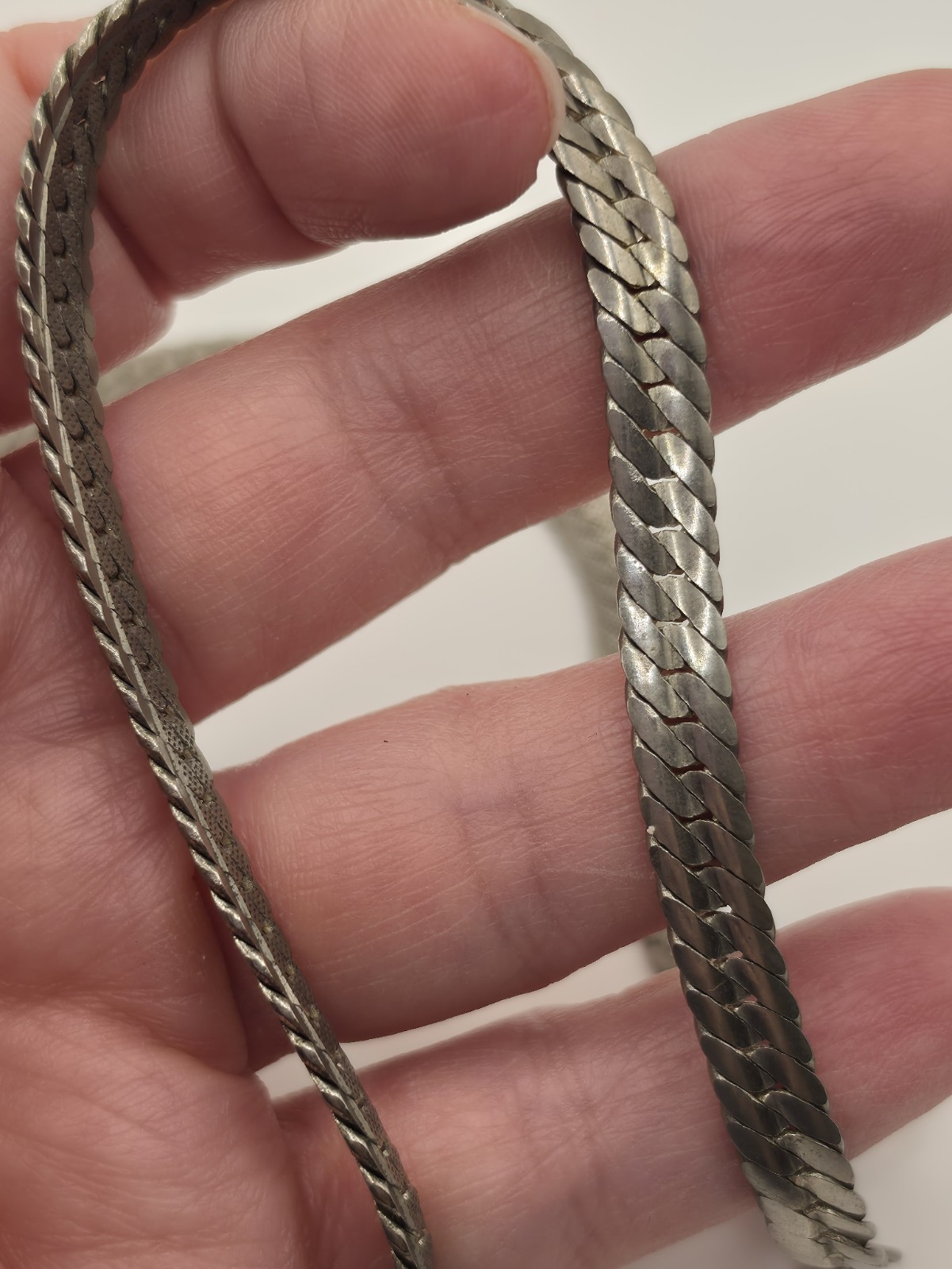 Vintage Sterling Silver 925 Herringbone Chain Necklace – 22″ & 32 Grams Heavy!