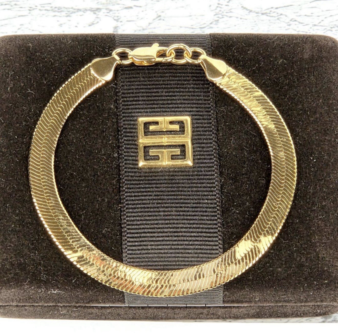 Auth Vintage GIVENCHY 4G Logo Flat Herringbone Chain Bracelet Gold Plated Luxury