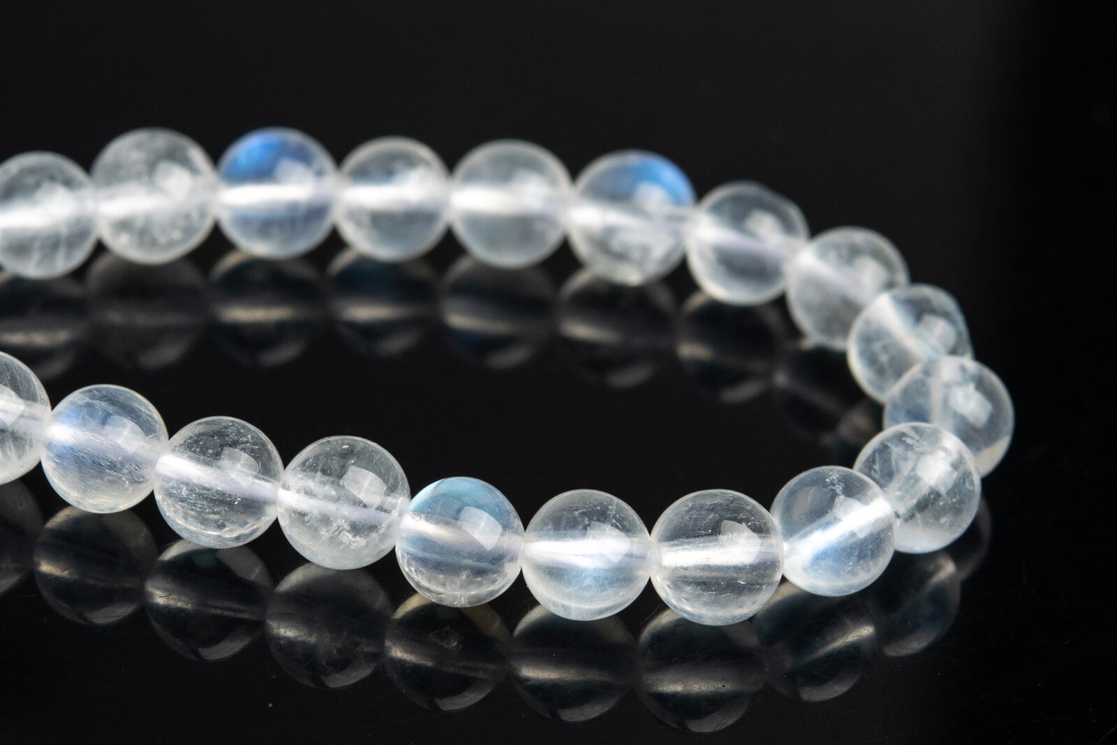 Genuine Natural Transparent Rainbow Moonstone Grade AAA Round Loose Bead 4/4-5MM