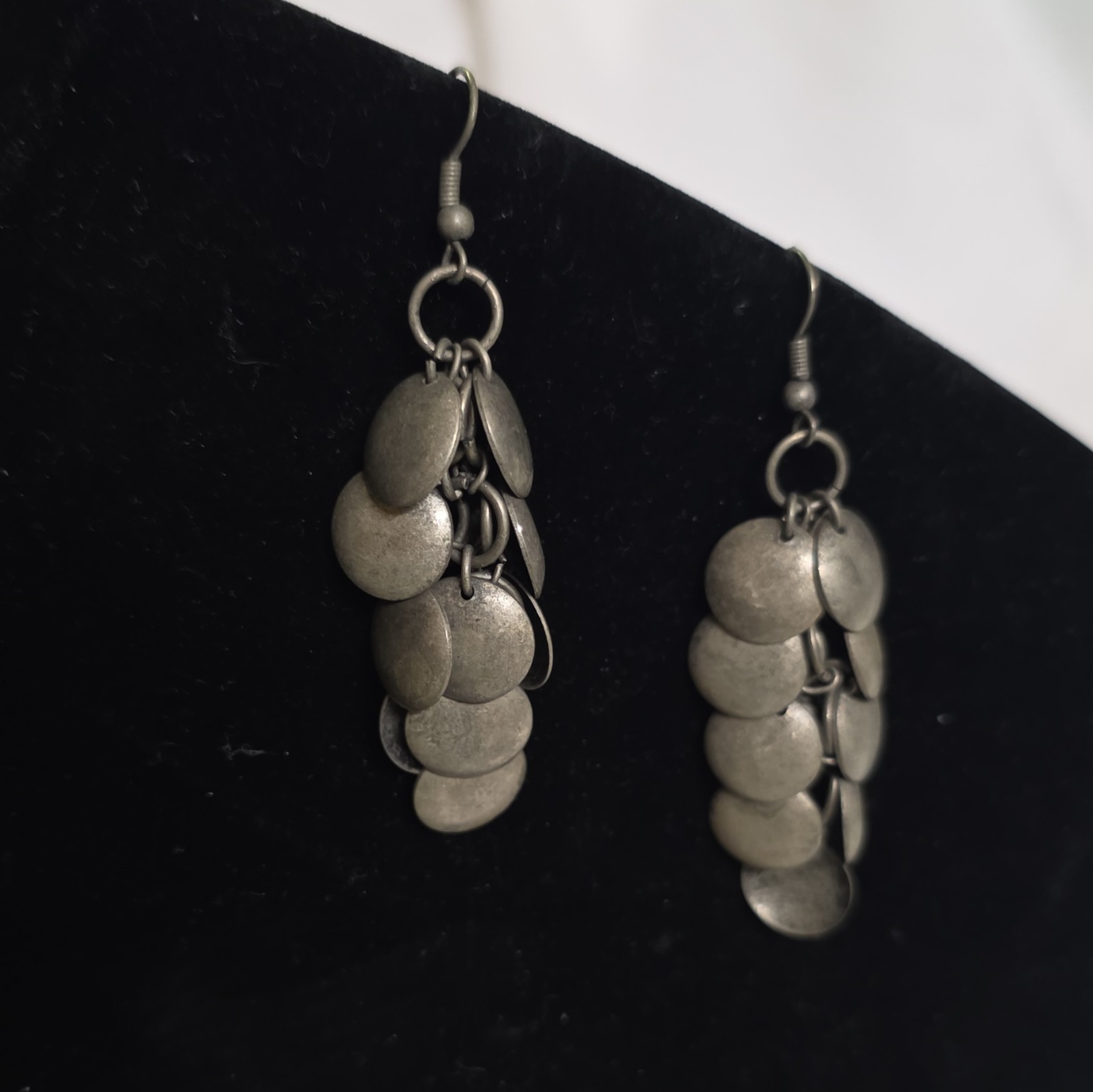 Silver Tone Disc Cluster Dangle/Drop Hook Earrings, No Stone Metal Pair