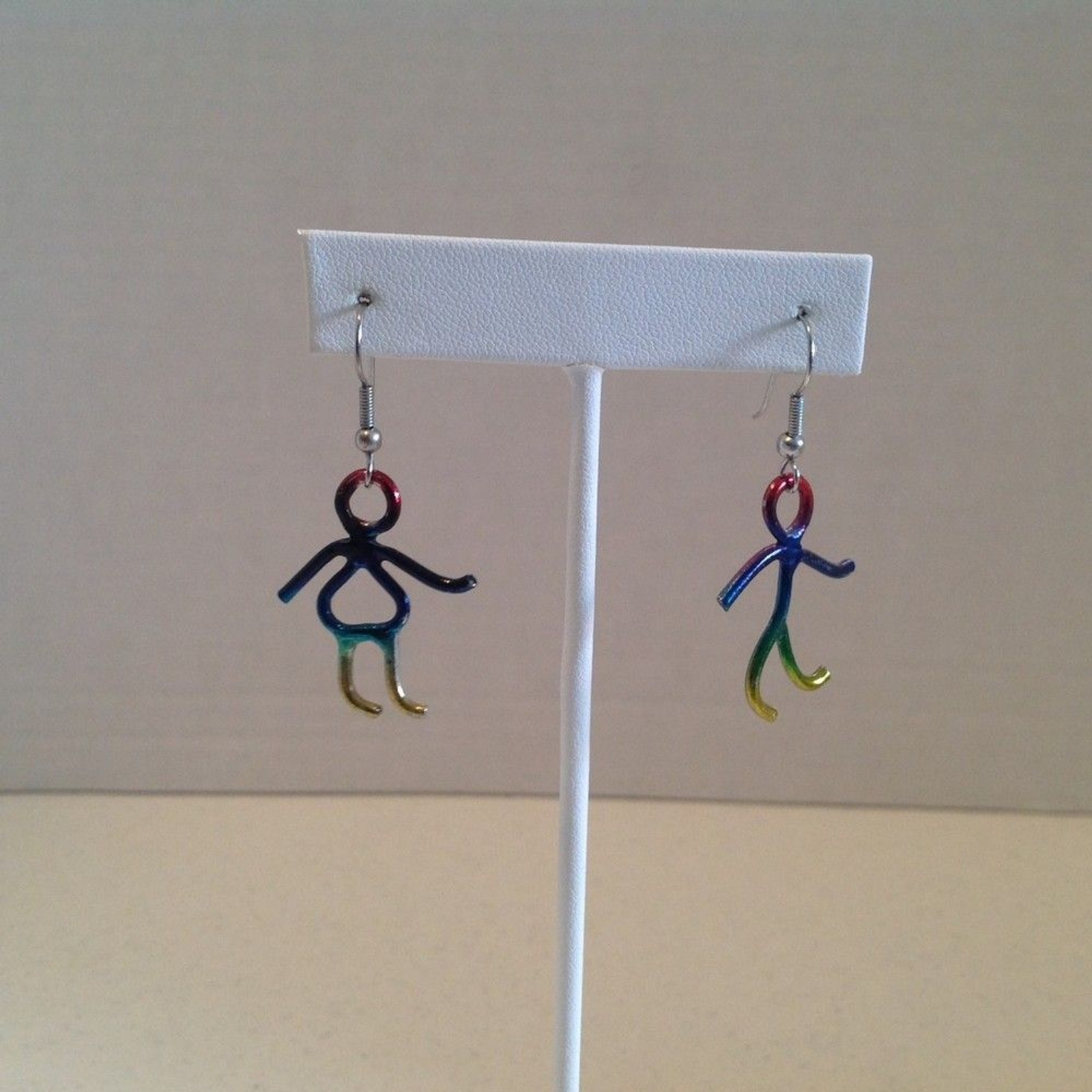 Colorful Silver Tone Female Male Dangle Pierced Earrings 2″
