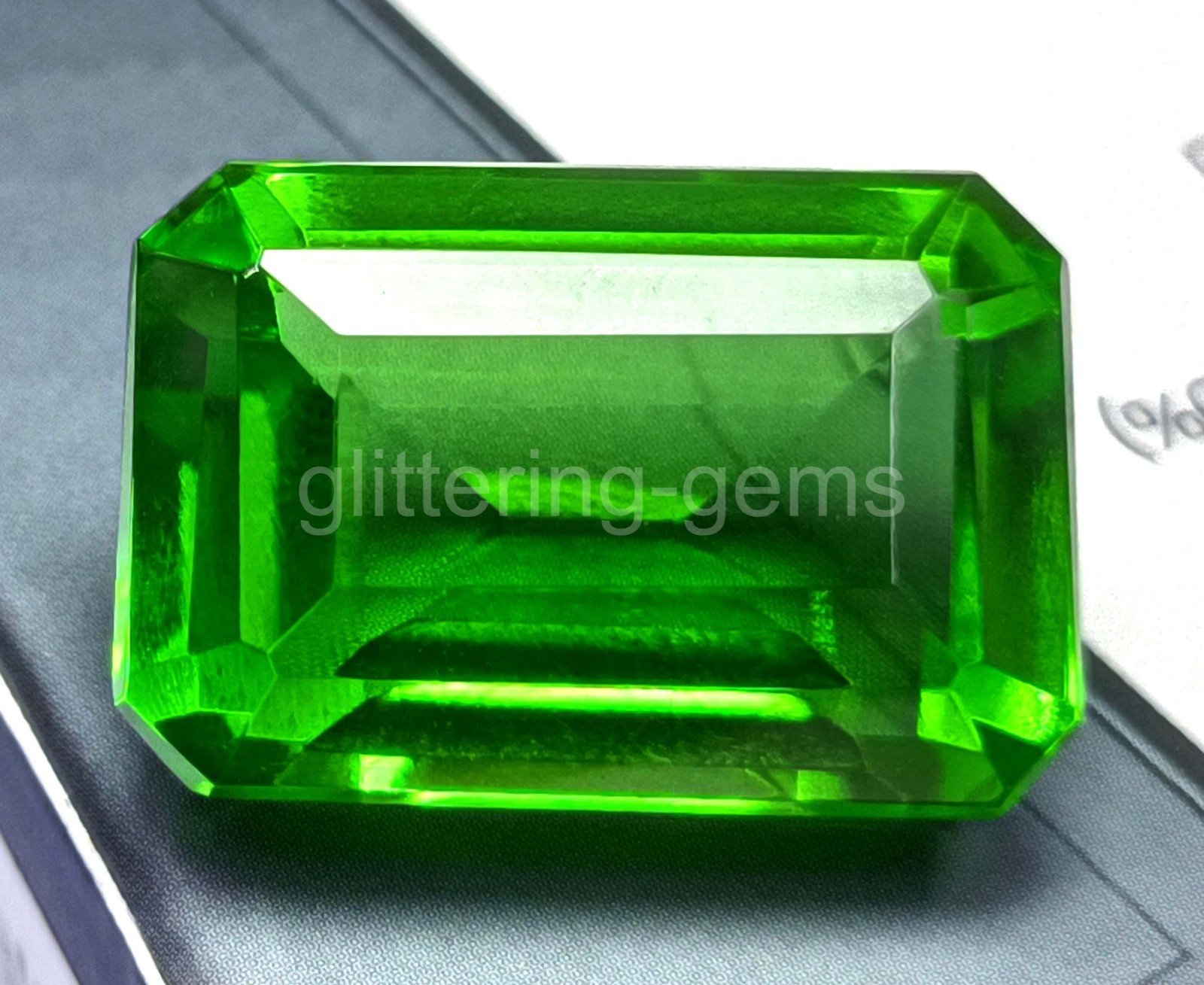IGL Certified Green Emerald Natural 26 Ct Emerald Cut Loose Gemstone 5DNJ