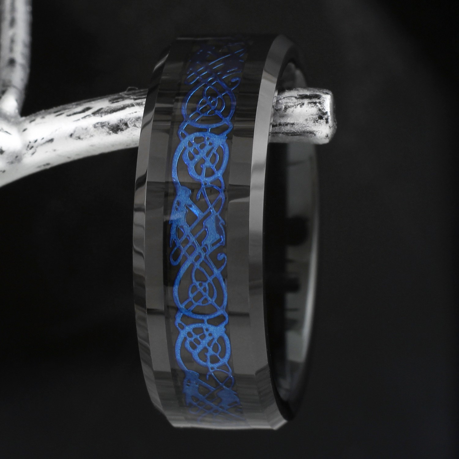 6/8mm Black Tungsten Ring Blue Celtic Dragon Blue Men’s Wedding Band Jewelry