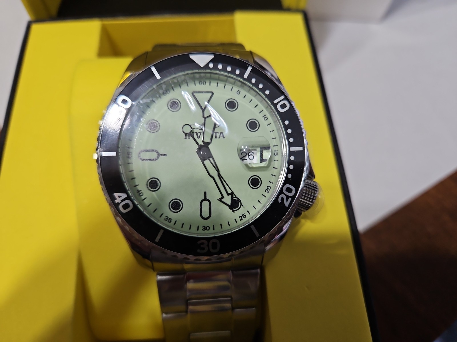 Invicta Pro Diver Men’s Watch Luminous Dial 46mm Steel 47305 $199 Retail
