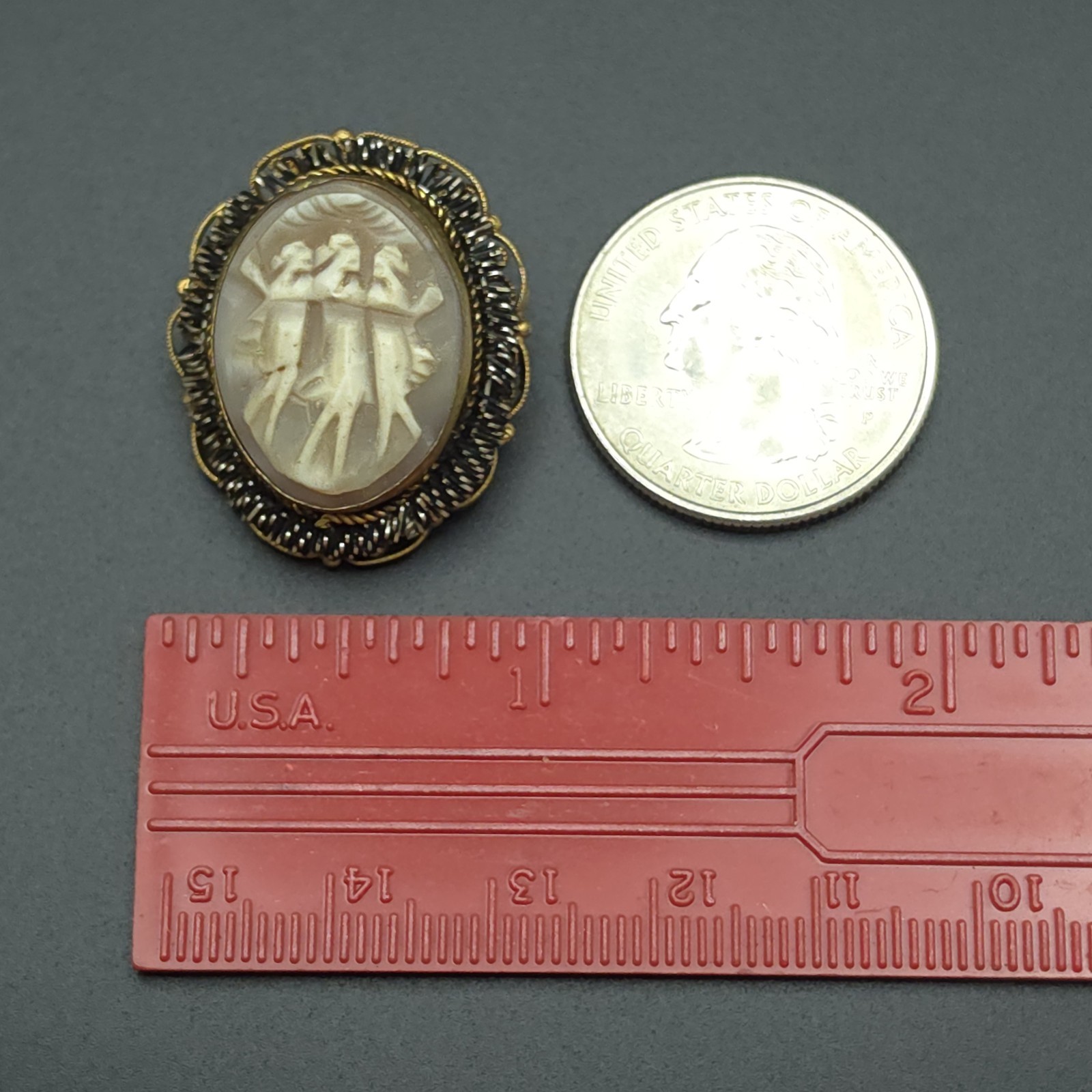 Antique Edwardian Carved Shell Three Graces Cameo Pendant Brooch Gilt Filigree