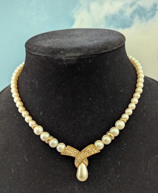 Vintage Pearl Necklace