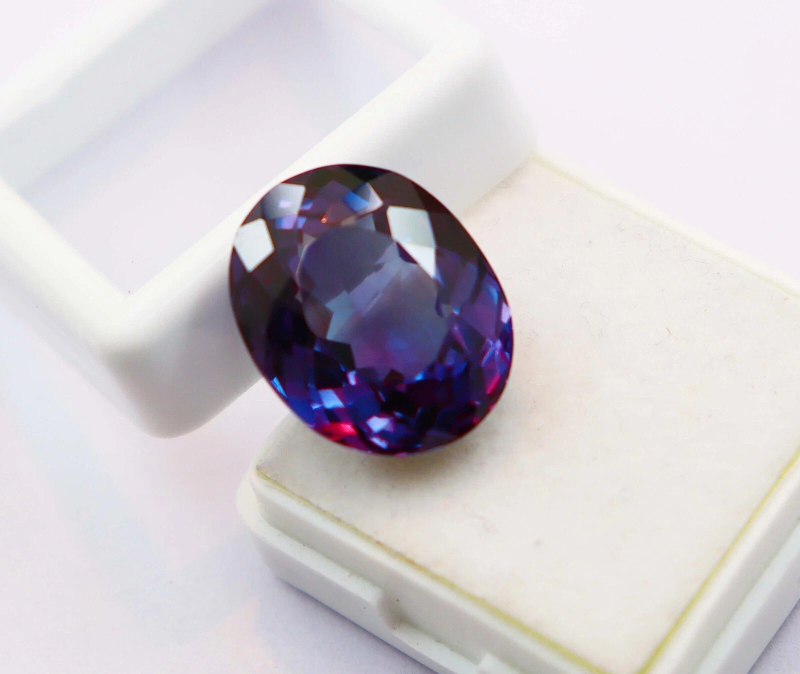 Alexandrite Russian ring Oval 10-11 Ct Natural color changing Certified Gemstone