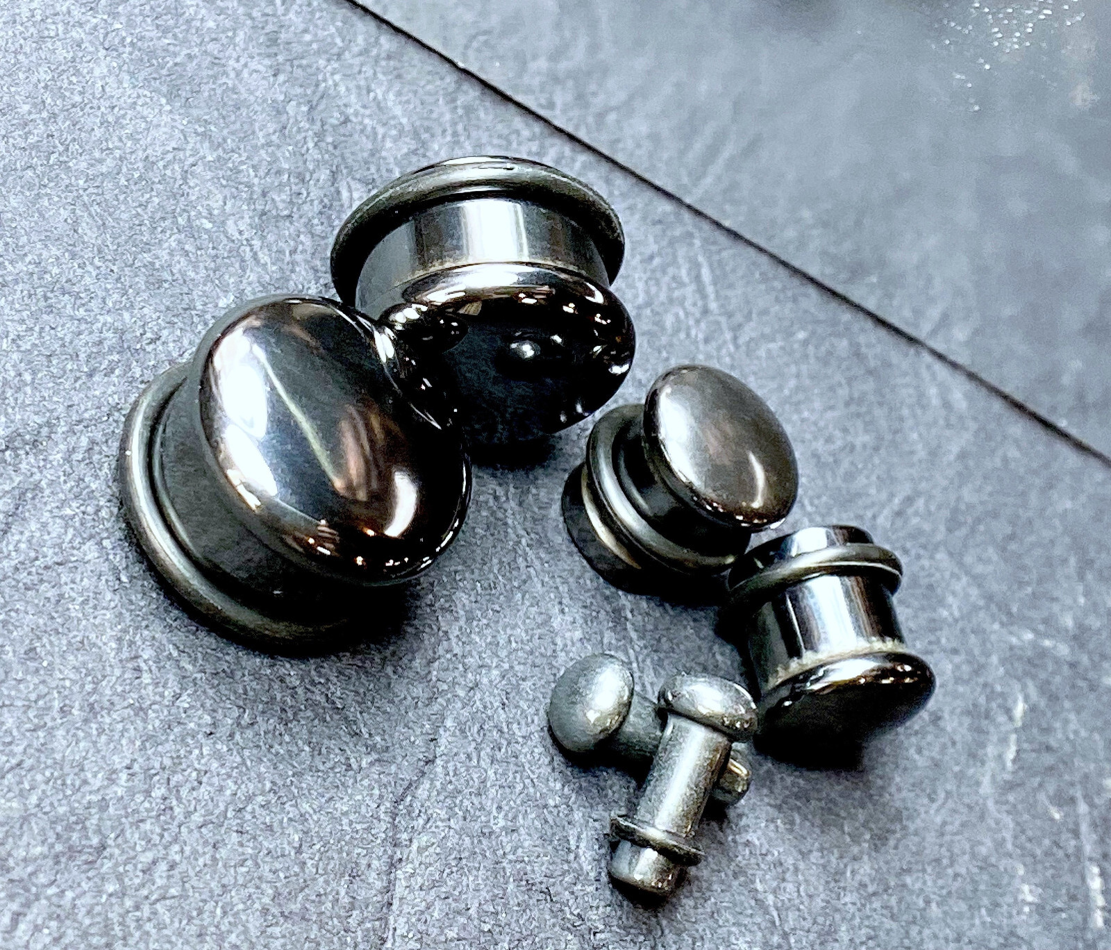 PAIR Single Flare Hematite Stone Plugs Gauges Guages Earlets Body Jewelry