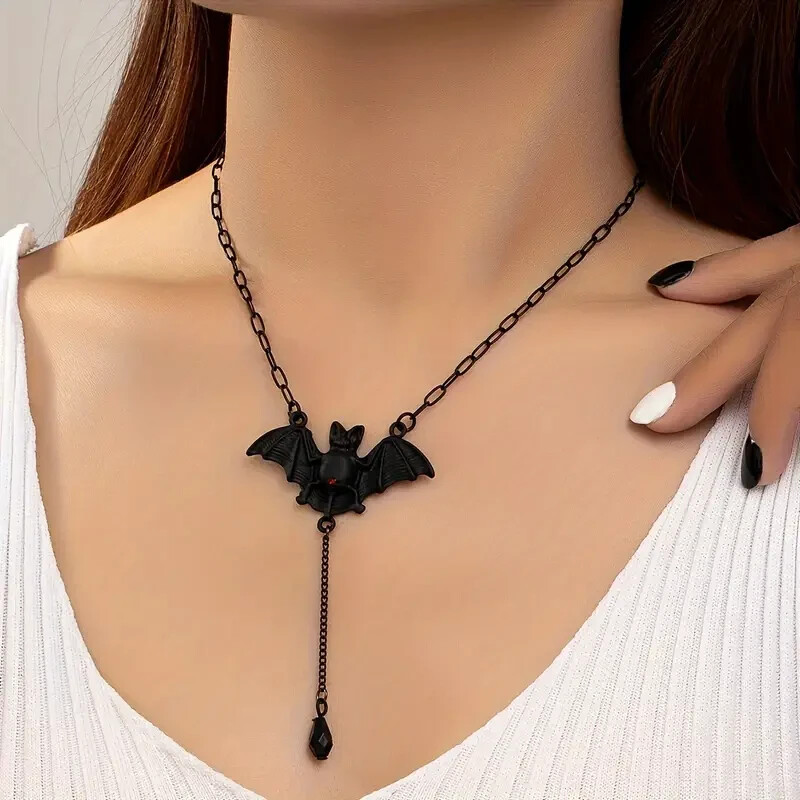 Gothic Black Bat Pendant Necklace Fashion Jewelry Halloween Party Gift New