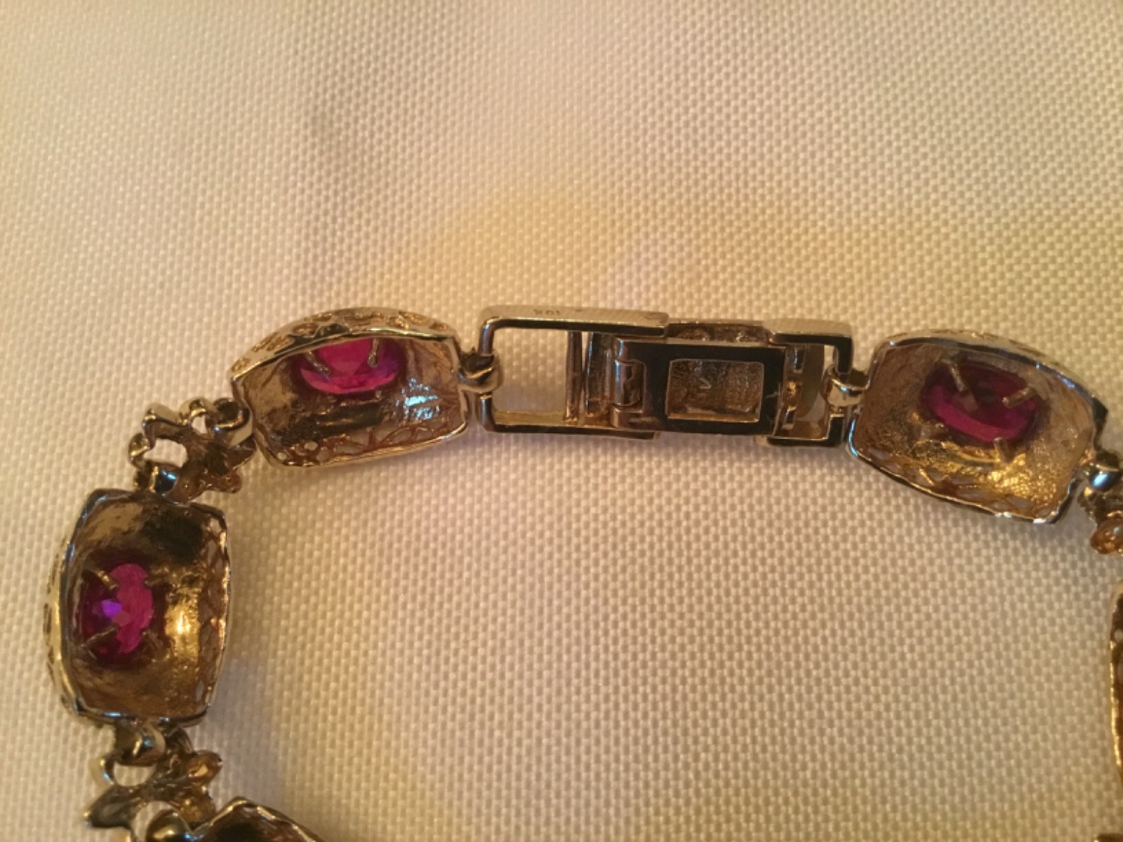 10KT Synthetic Ruby Bracelet -18.52 Grams- Adjustable Clasp- Wear or Scrap