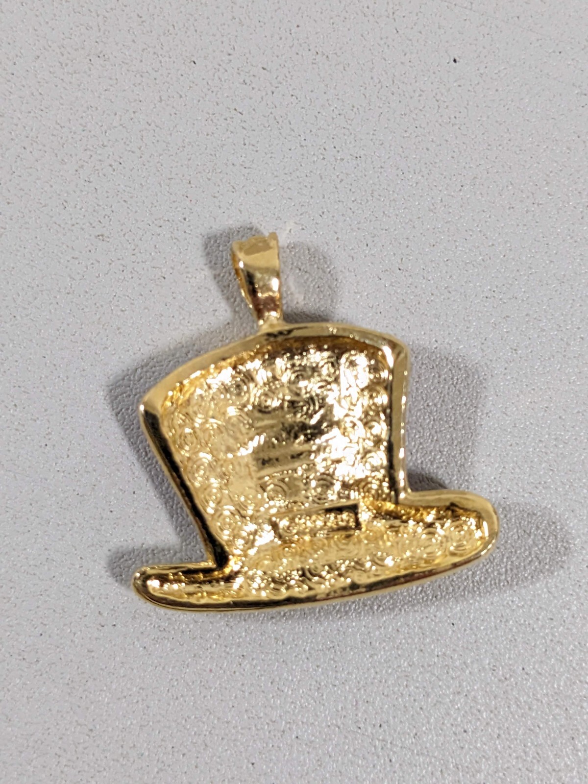 Vintage Bergdorf Goodman US American Patriotic Stars Stripe Hat Pendant