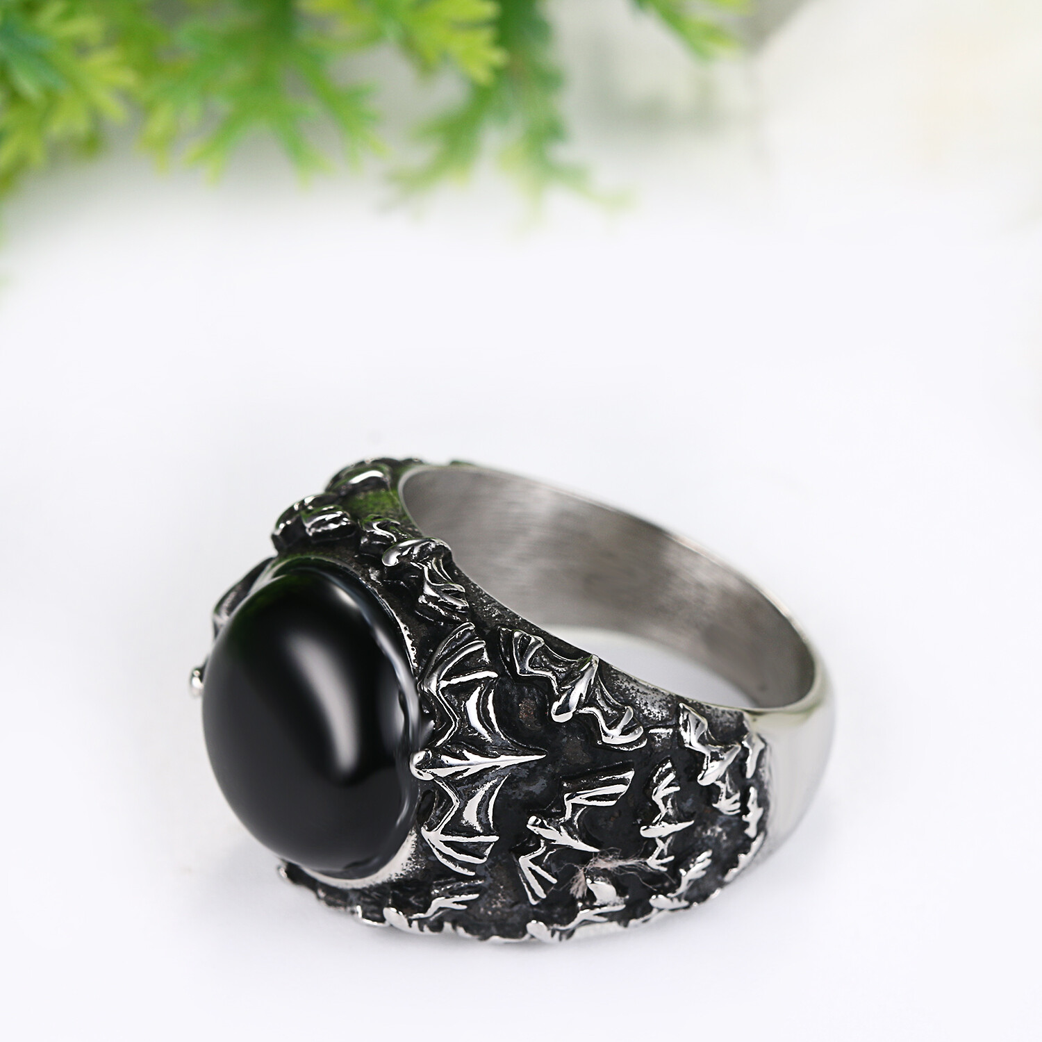 Men’s Gothic Vintage Casted Stainless Steel Bat Black Agate Band Ring Size 7-12