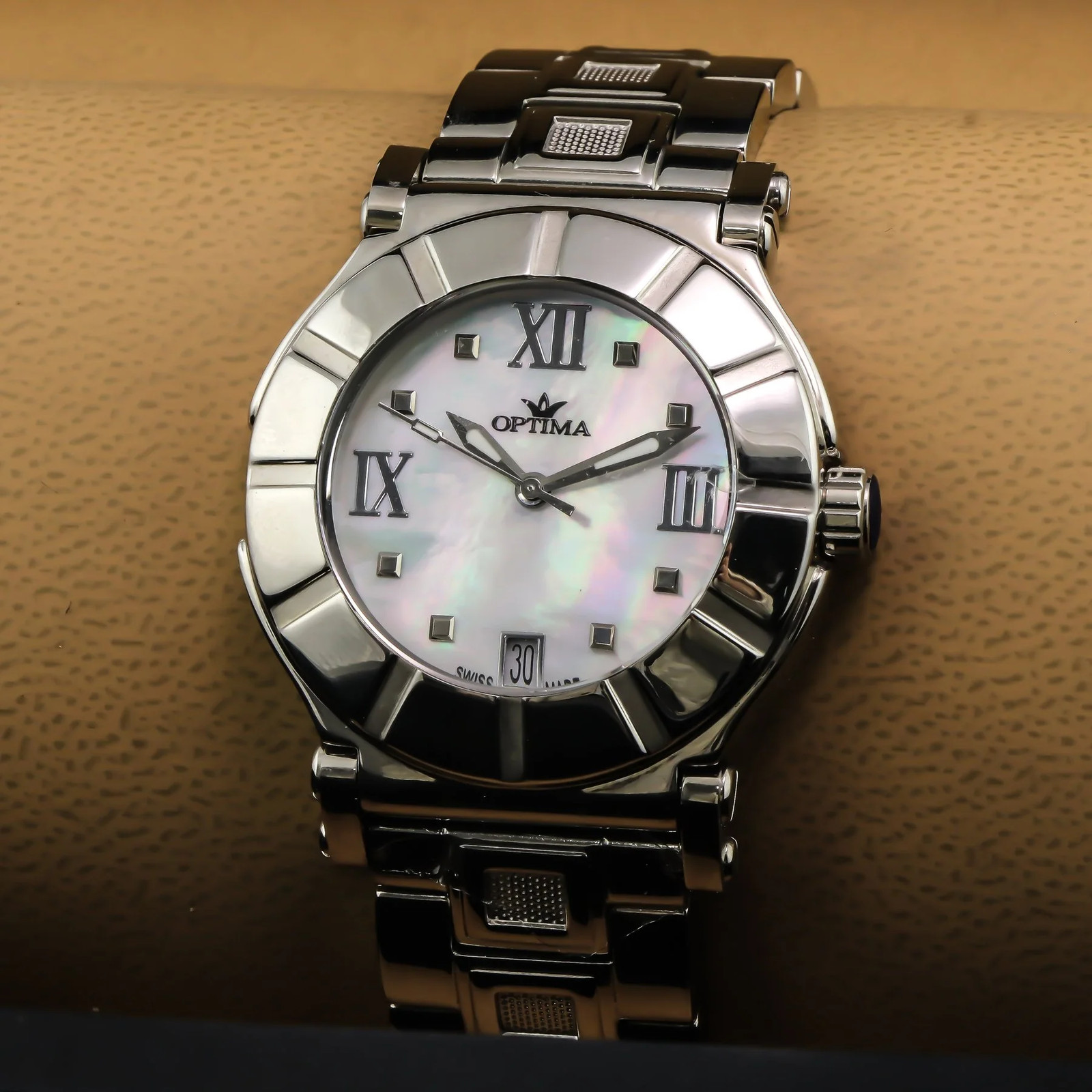 Optima – Swiss Watch- OSL300-SS-7 Quartz 38 mm OSL300 50 m (5 ATM / 169 ft)
