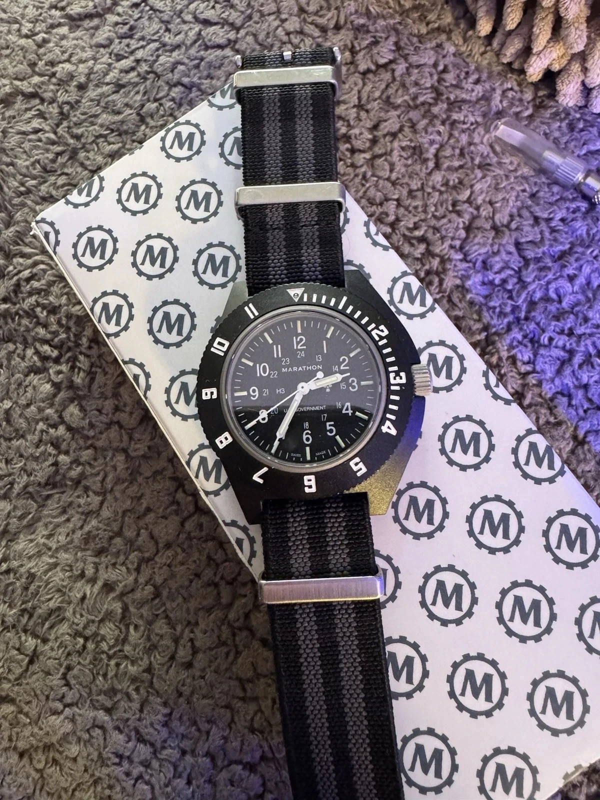 Marathon Navigator Quartz 41mm Black Watch US GOVERNMENT Dial Green Lume Tubes