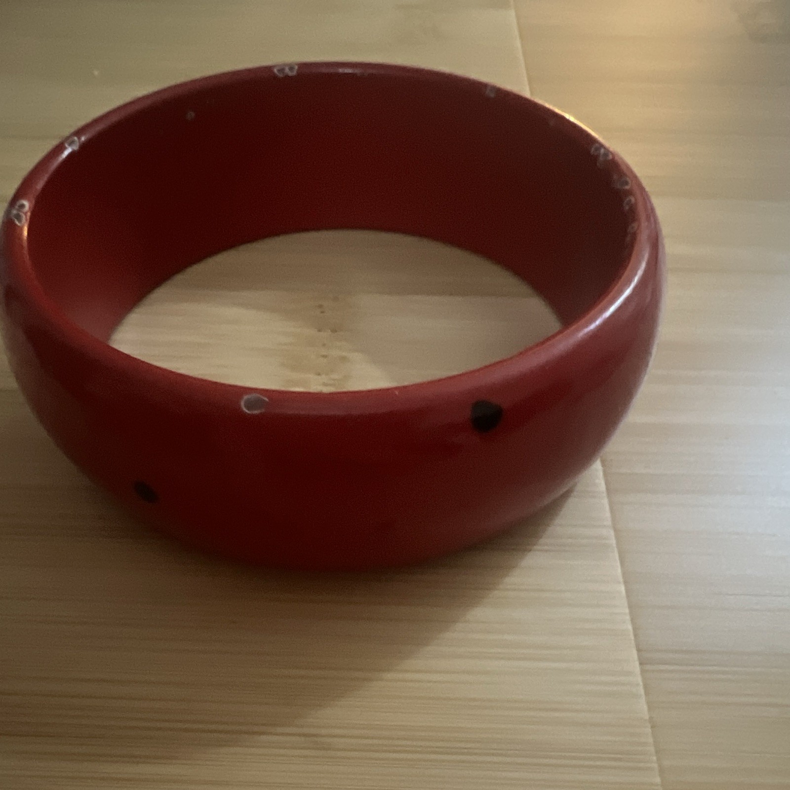 Red & Black Plastic Round Bangle Bracelet w/ Black Dots No Stone Jewelry