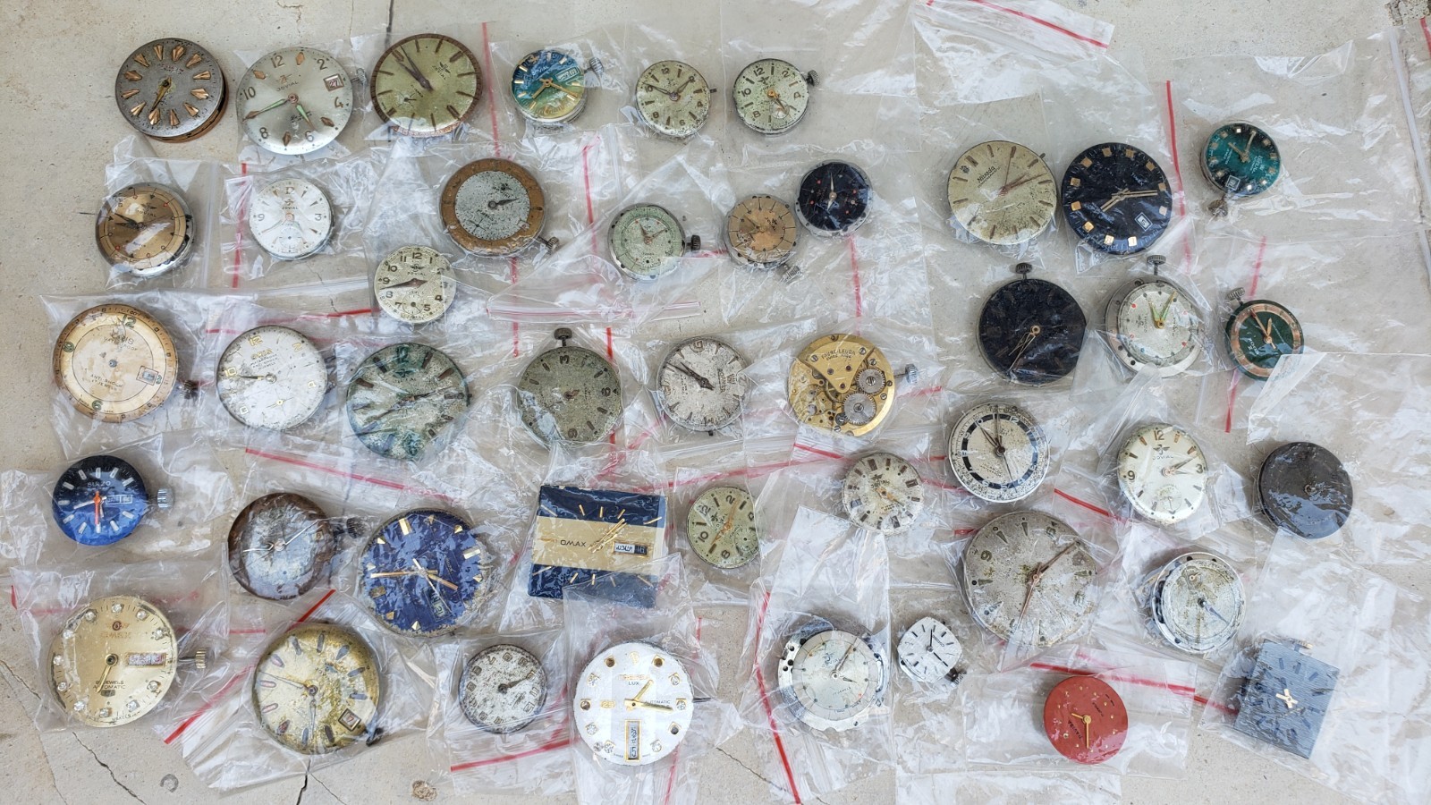 Antique Vintage Automatic Manual Wind Mixed Watch Movements- Lot Of 44 Movement