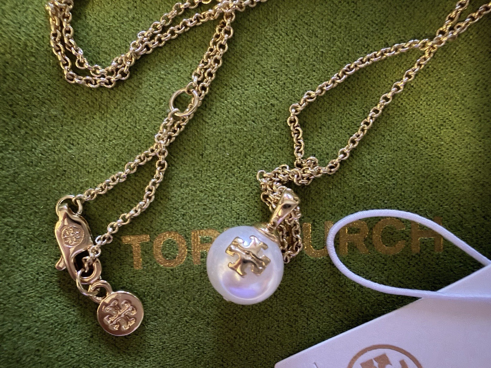 Tory Burch Faux Pearl Pendant Necklace Gold Logo Charm Dainty Chain 16-18