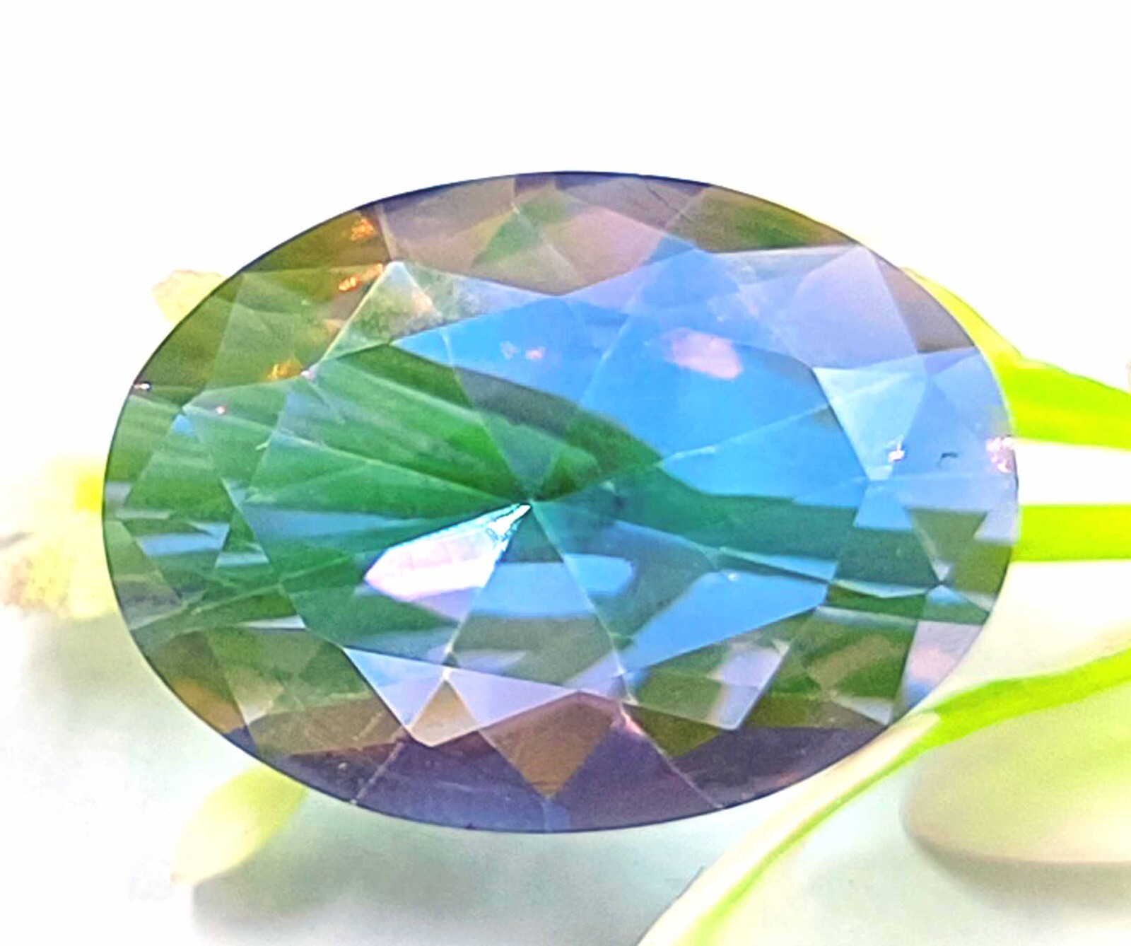 Bi-Color Alexandrite Oval Cut 7.10 Ct Natural IGL Loose Gemstone Russian AKW