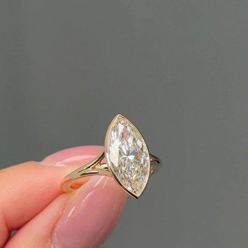 Certified 3.15 Ct Marquise Cut White Treated Diamond Solitaire Ring 925 Silver