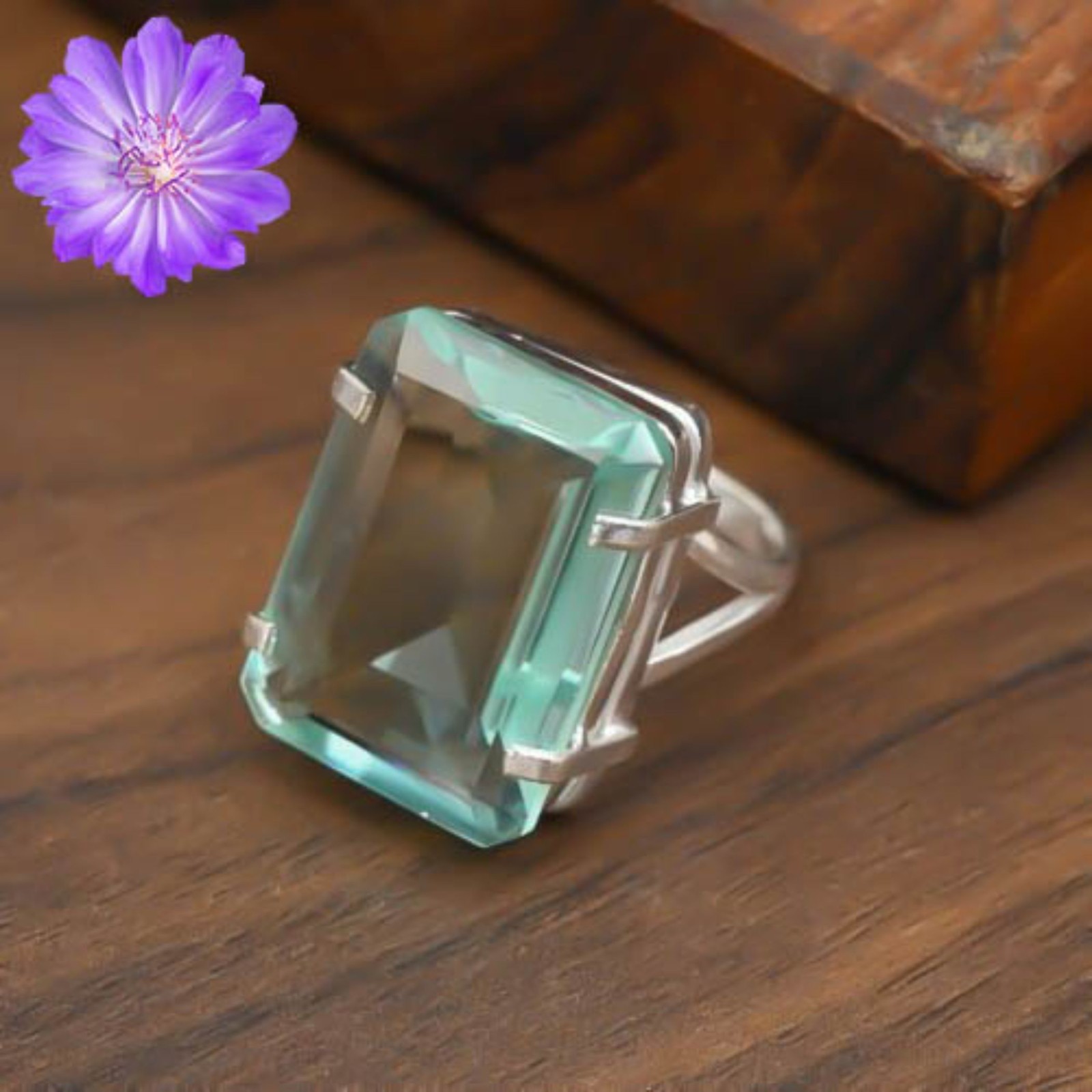 925 Sterling Silver Aquamarine Gemstone Beautiful Handmade Woman Gift Ring
