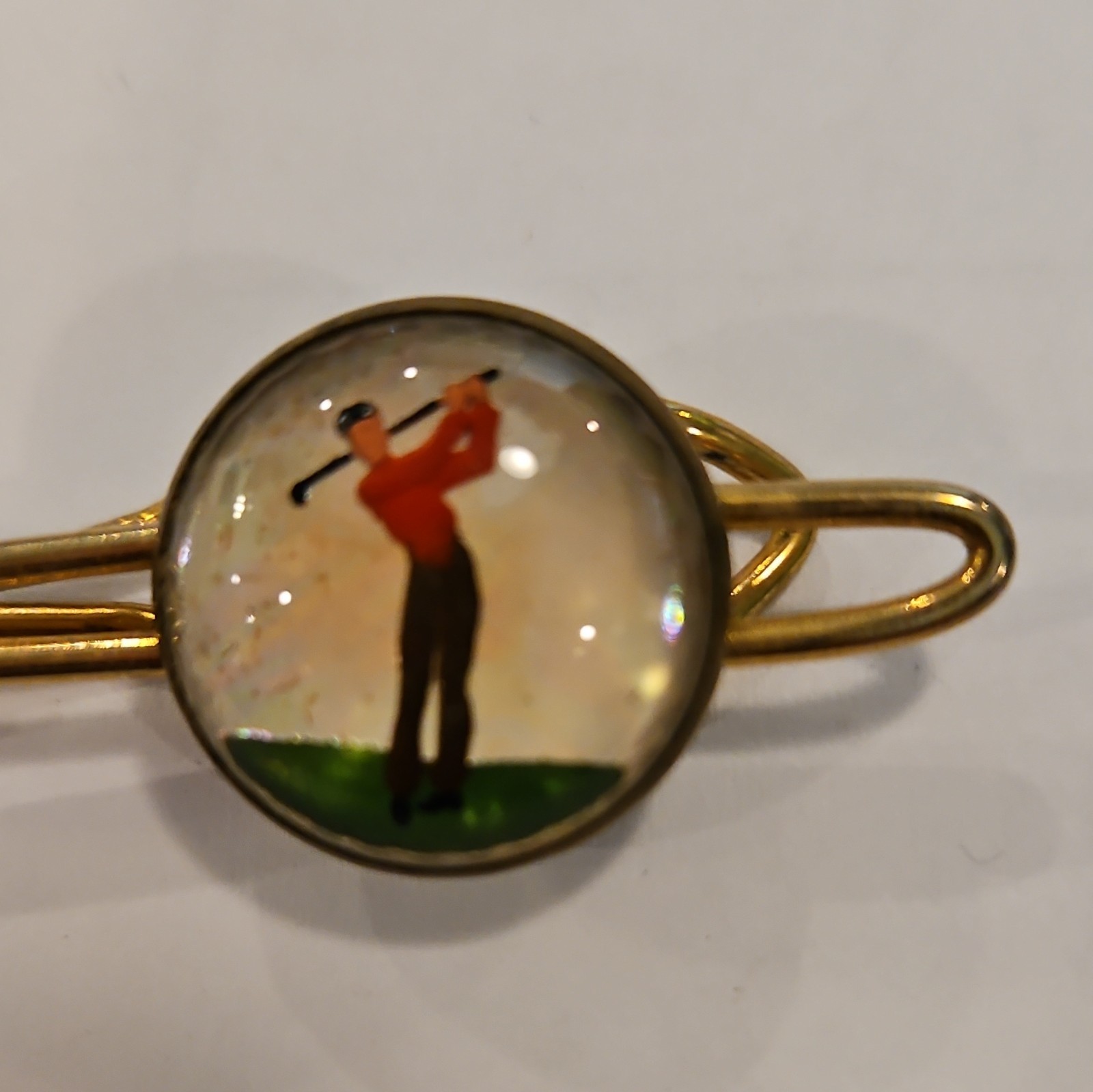 Swank Signed Gold Tie Bar Clip Round Golfer Swing Motif Men’s Sports Theme