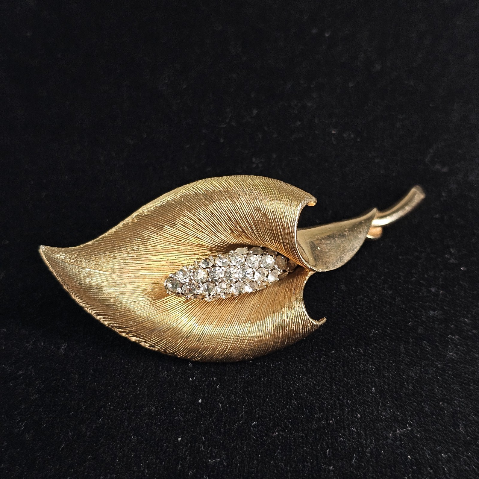 Vintage Marcel Boucher Calla Lily Pin Brooch Signed Gold Tone W/ Crystal Stones
