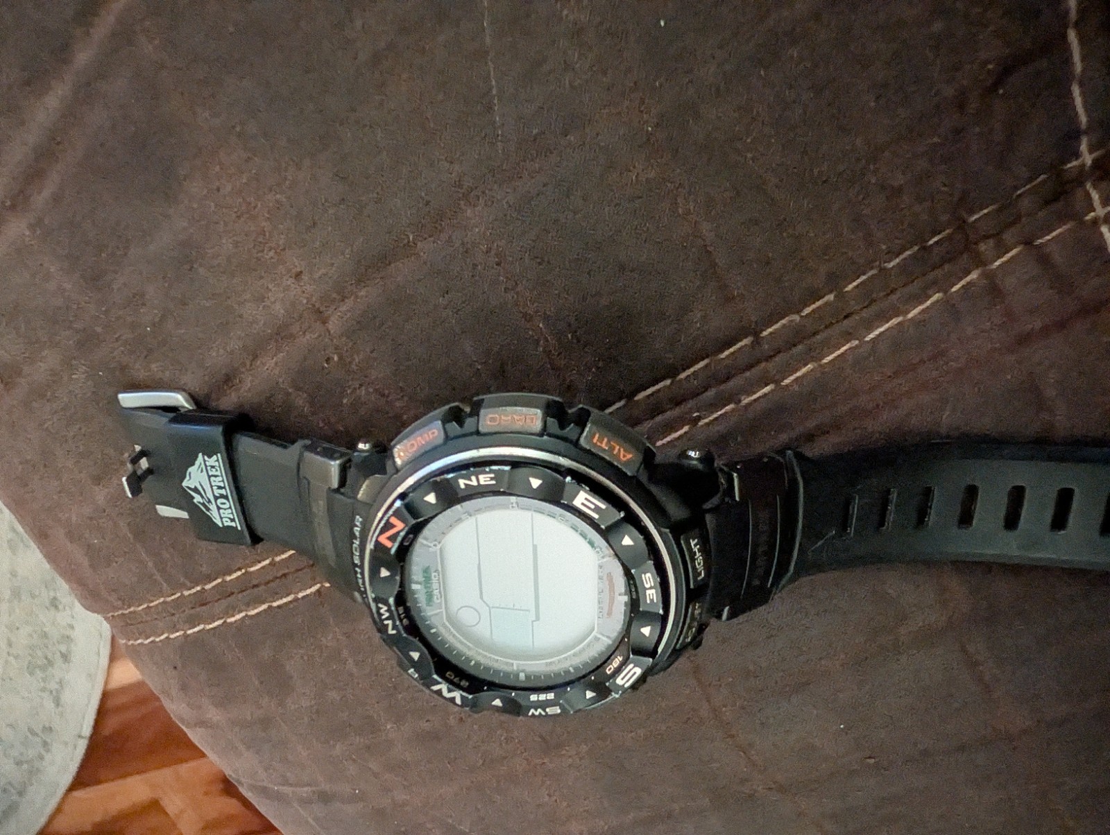 Casio Pro-Trek PRW 2500 Solar Watch Black Needs Battery