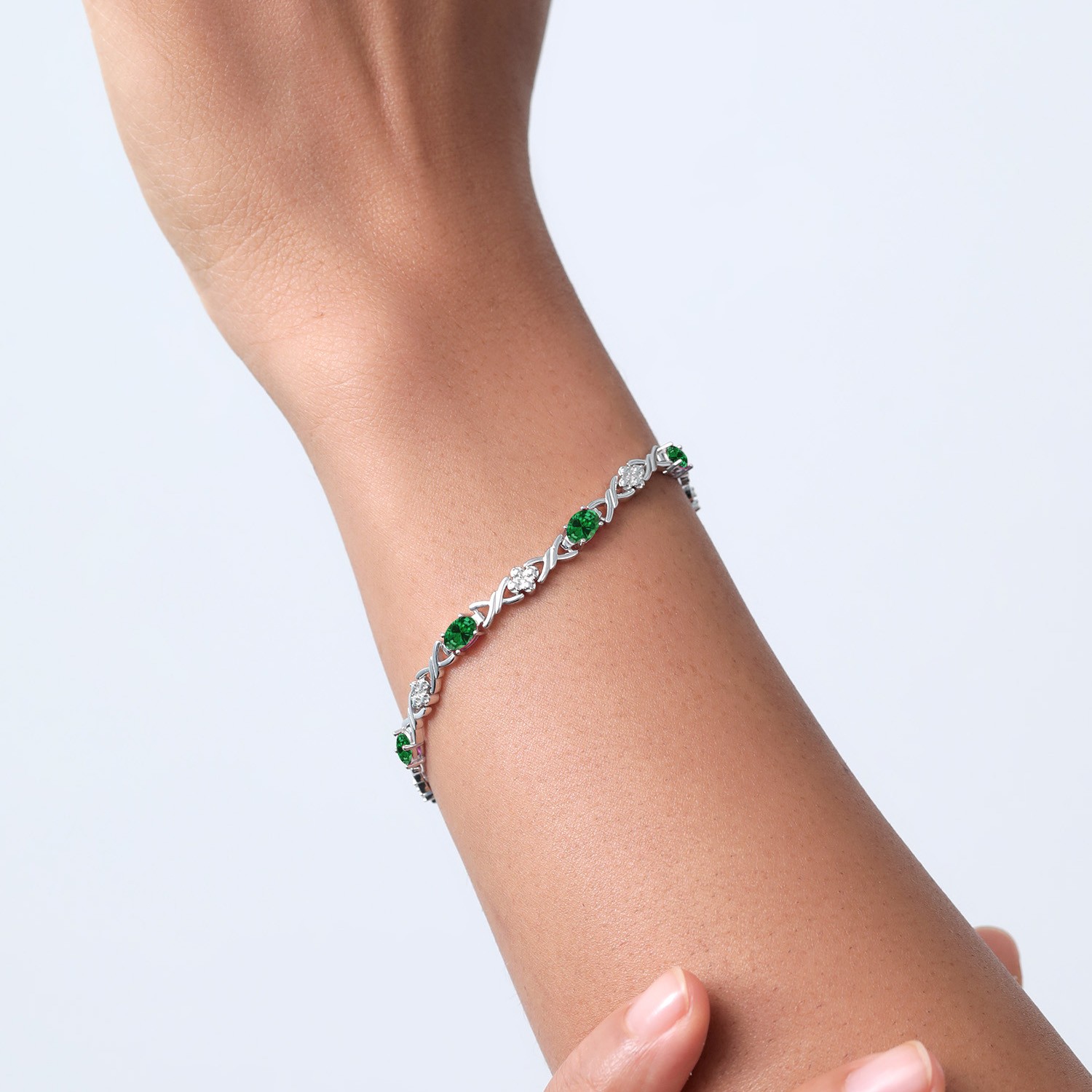 2.80 Cttw Simulated Emerald Tennis Bracelet For Women | 925 Sterling Silver |