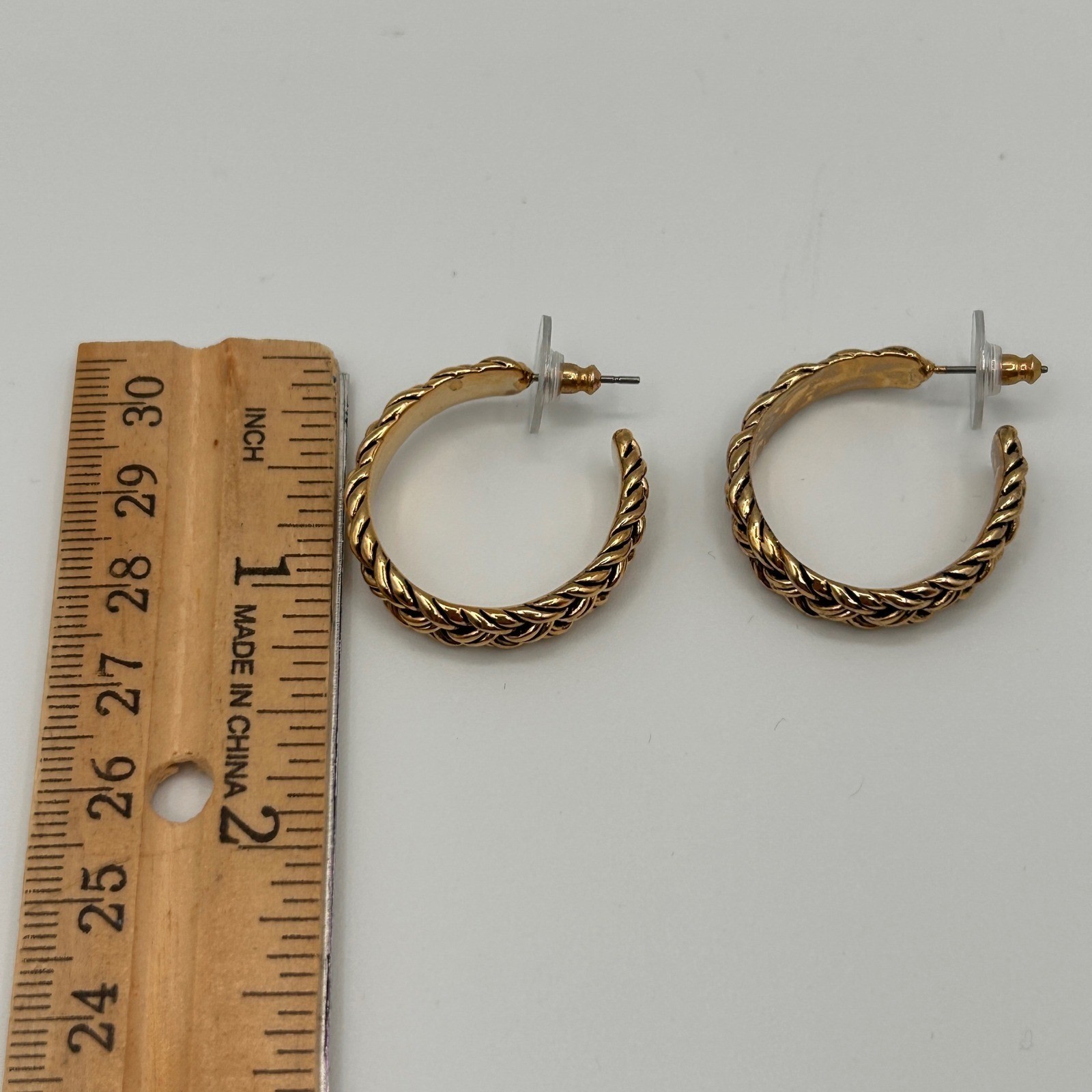Gold Tone Braided Wheat Chain Hoop Pierced Earrings Textured 1″