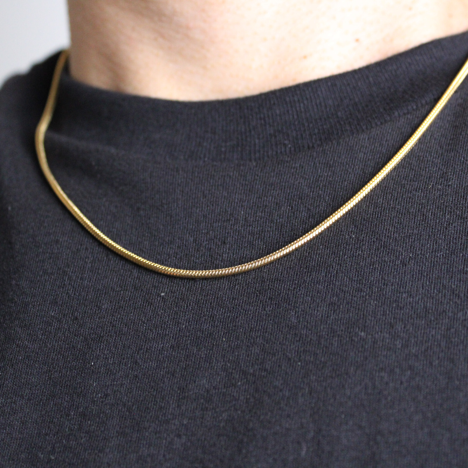 Gold 2mm Round Snake Chain Necklace 18″ 20″ 22″ 24″ Stainless Steel Streetwear