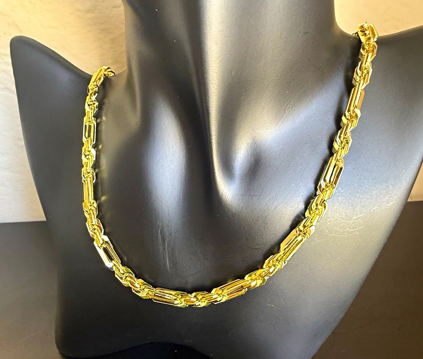 22″ Gold Plated Figaro Chain Link Paperclip Necklace NWOT
