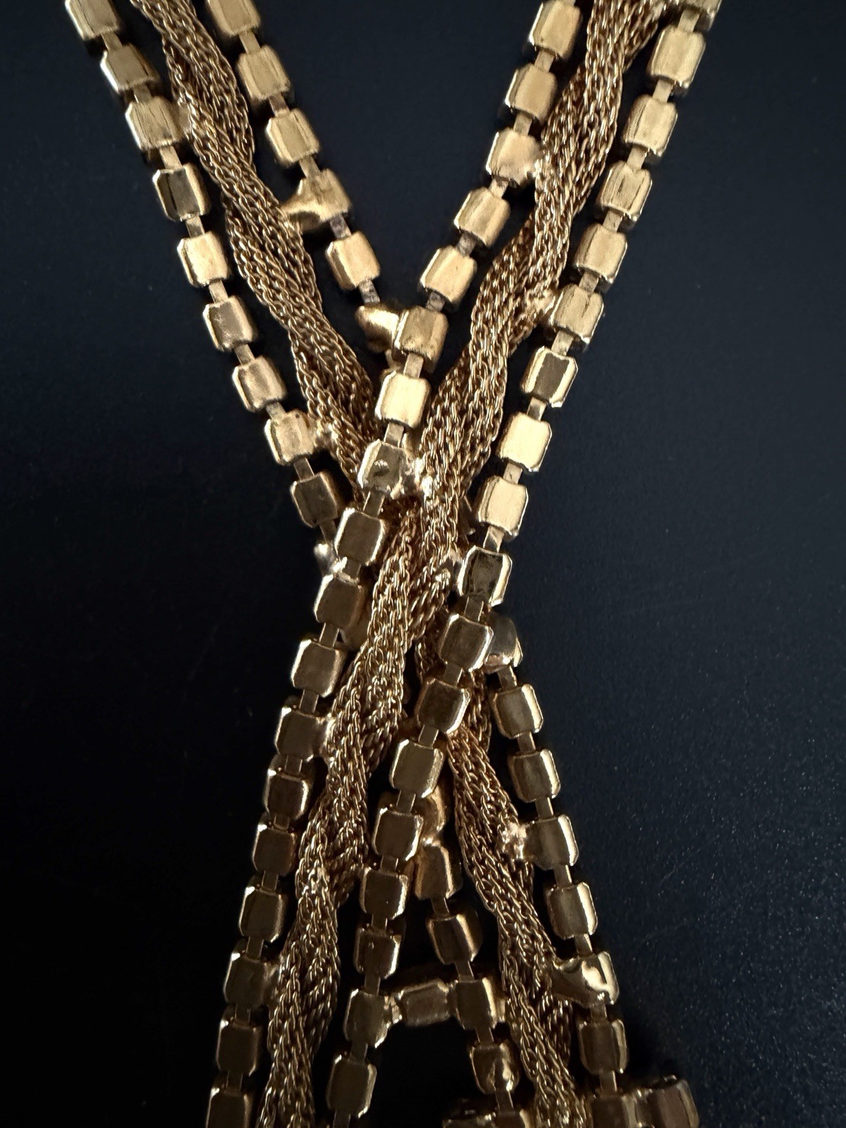 Vtg 50’s 60’s Fixed Lariat Waterfall Necklace Gold Mesh Black Rhinestone Tassel!