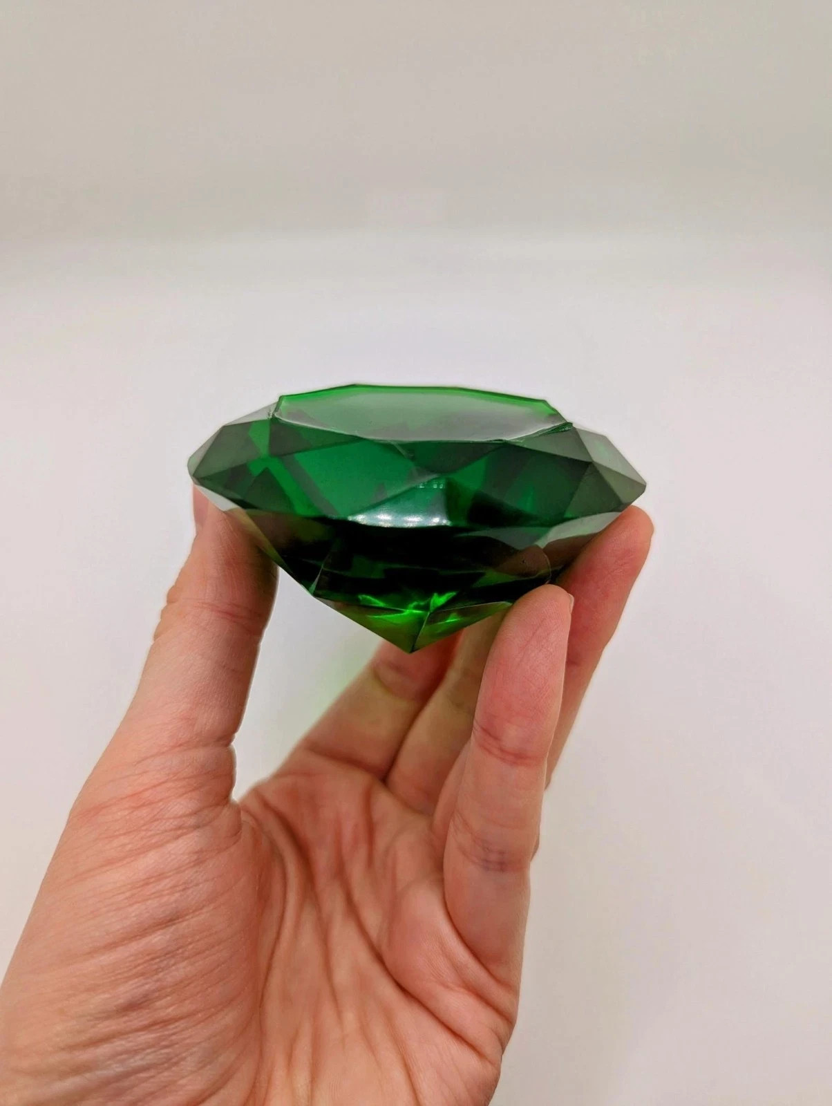 Certified 300 Ct AAA+ Natural Tsavorite Green Garnet Round Cut Loose Gemstone