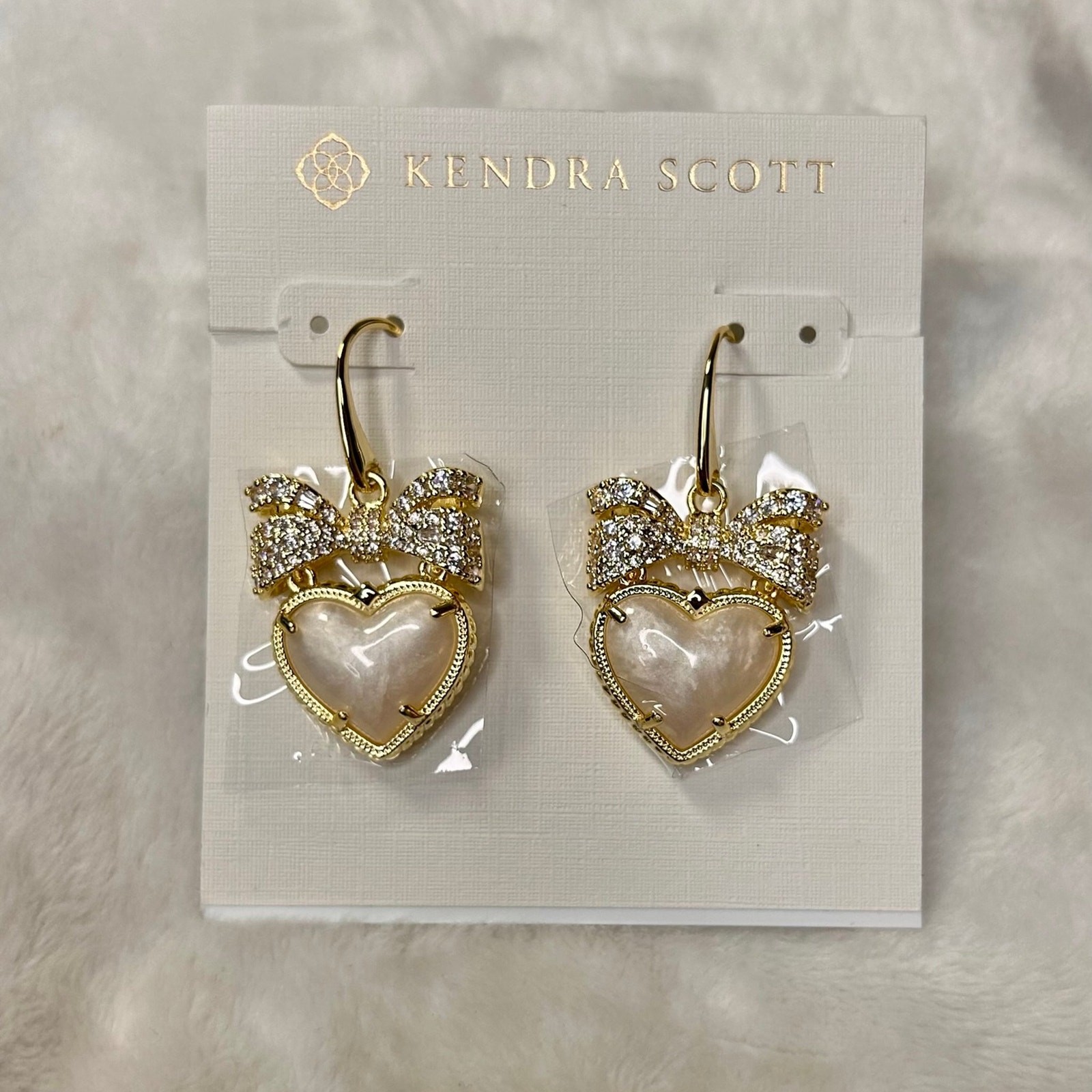 New! Kendra Scott Haisley Bow Heart Drop Ear Gold Ivory Mother Of Pearl