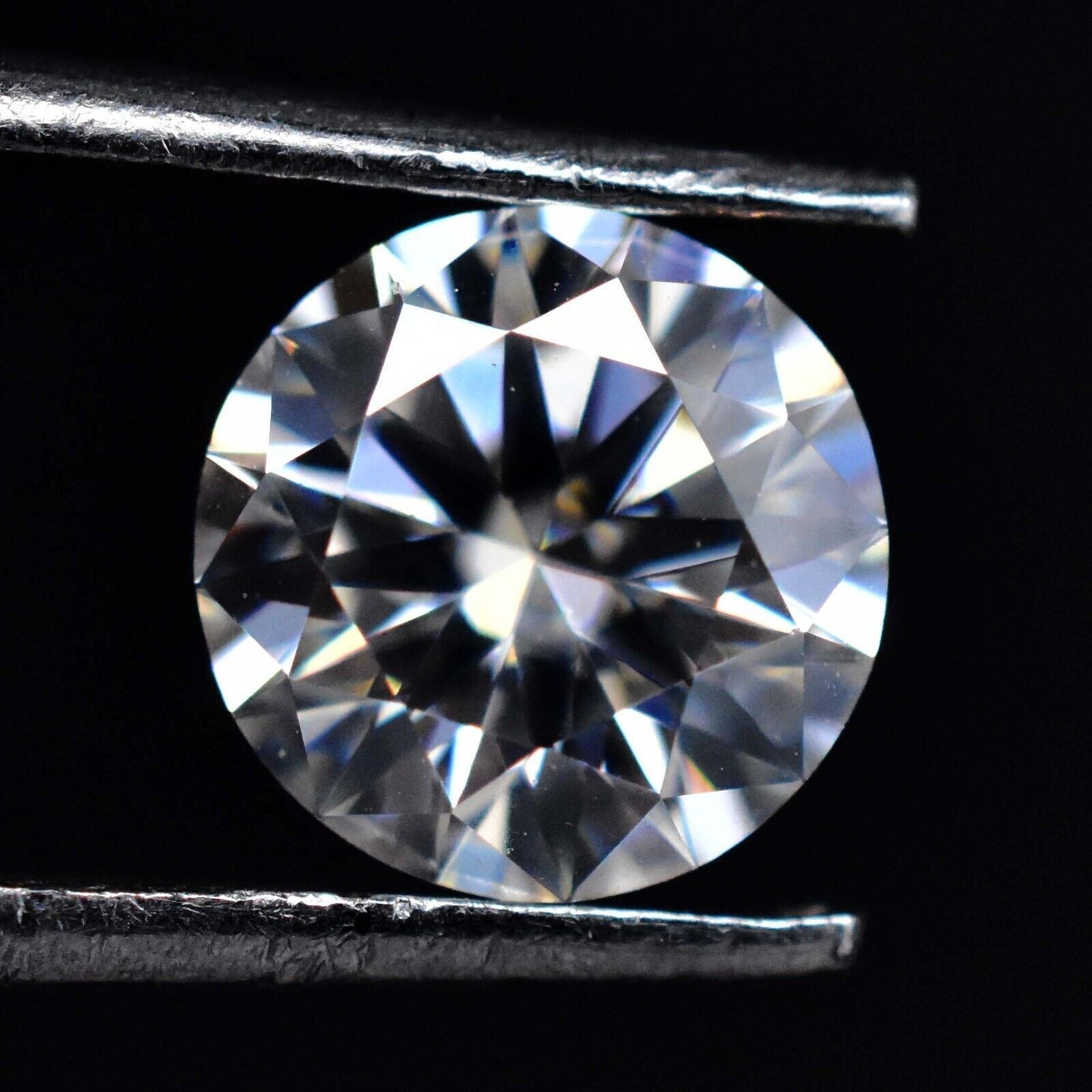 Lab Grown CVD Diamond 2.03 Ct Round D Color VVS1 Clarity IGI Certified Stone