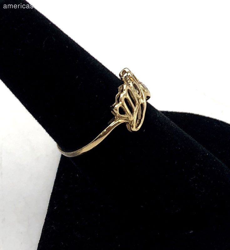 10K Yellow Gold “Mom” Ring Size 6.5 – 1.45g
