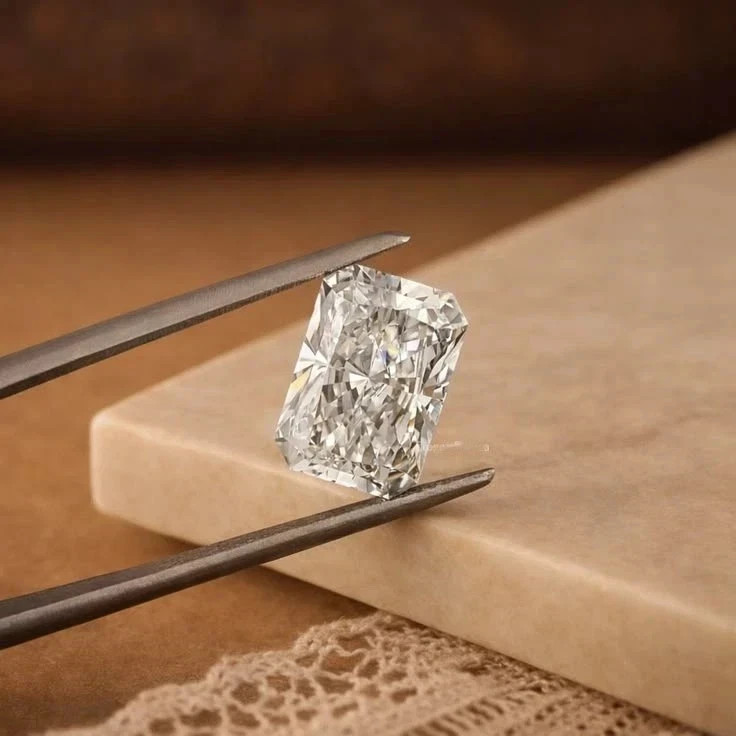 Loose 4.00 Ct Radiant Cut CVD Lab-Grown Diamond Certified D Color VVS1 Clarity