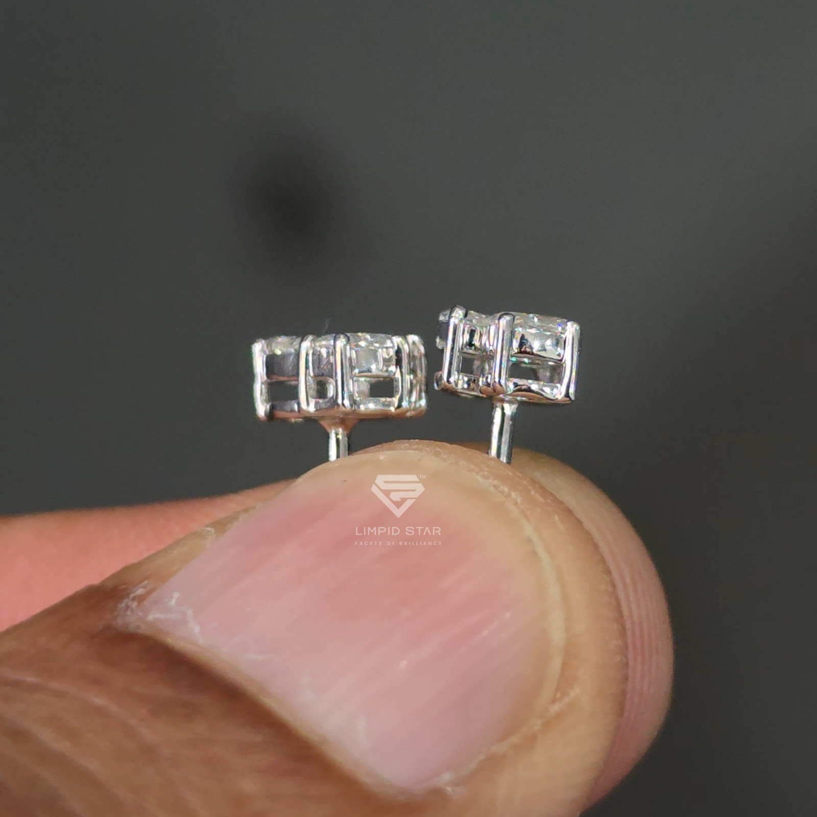 Fancy Lab Grown Diamond Stud Earrings Cluster 0.55ct VVS-VS EF IDT Certified