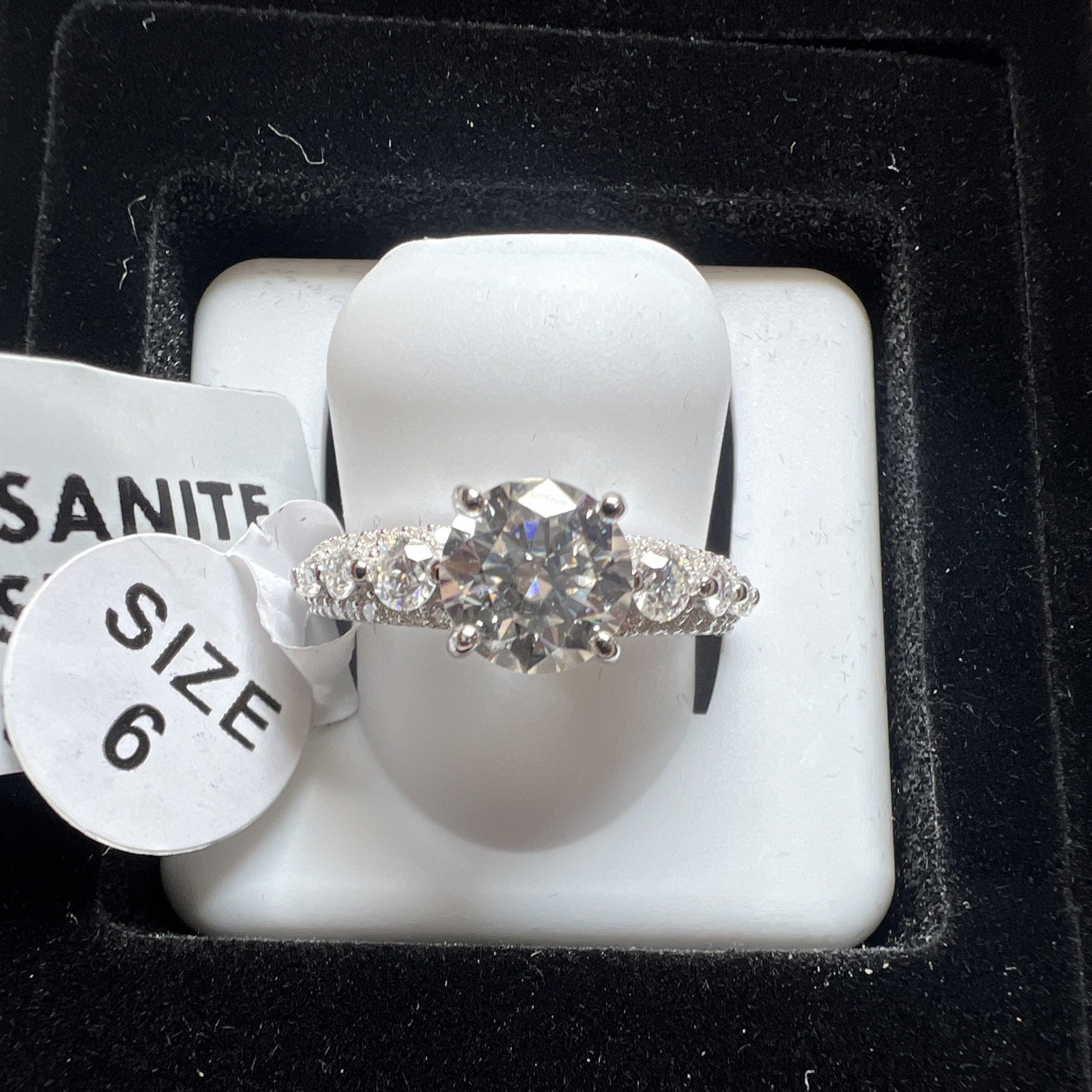 Moissanite 925 Sterling Silver Round Prong Engagement Ring Women Size 6 0.88CTW