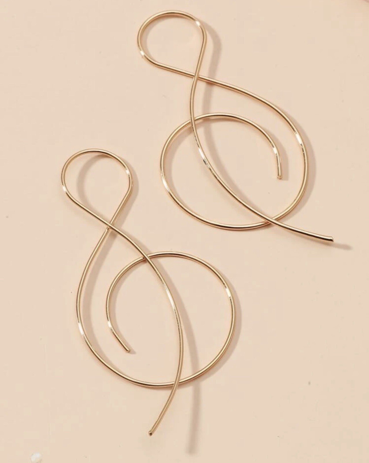1 Pair Gold Tone Music Note Earrings | Made of Alloy