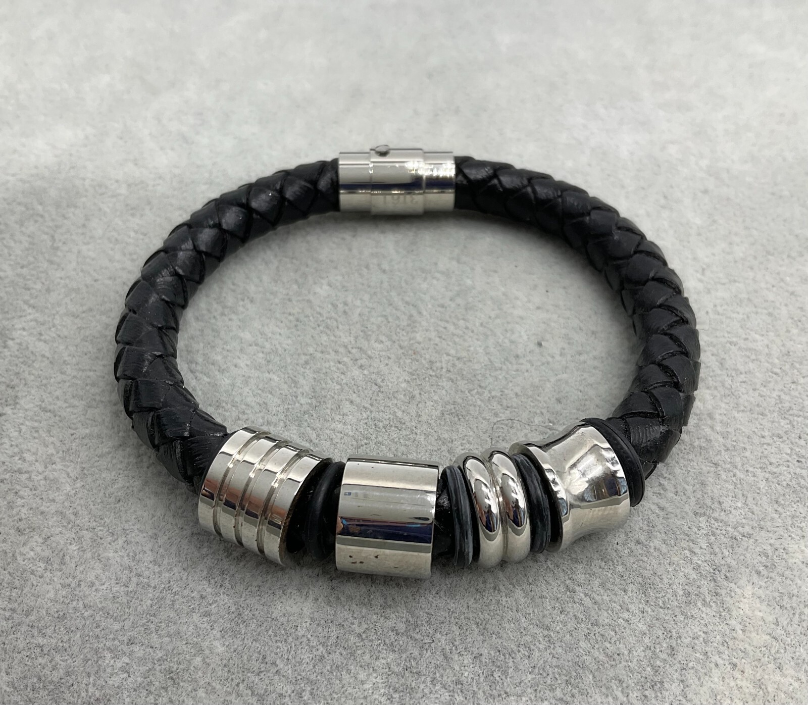 Michael Kors leather & stainless steel bracelet set in box *see description* N6