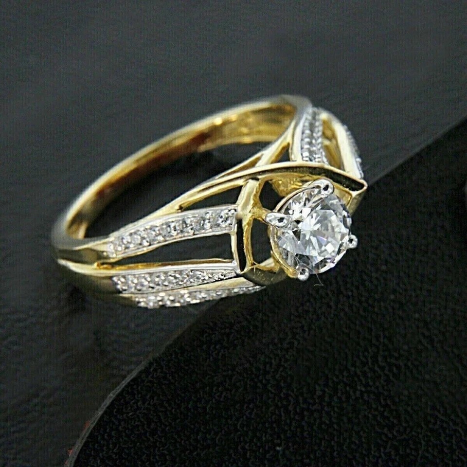 2.20Ct Round Cut Simulated Stunning Engagement Band Ring 14k Yellow Gold Plated