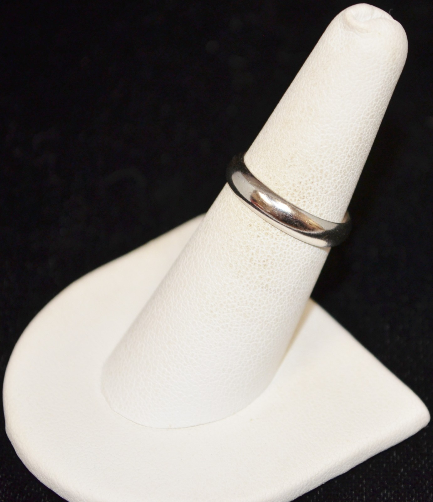 Sterling Silver Simple Smooth Band Ring SZ 6.75 #FMD761