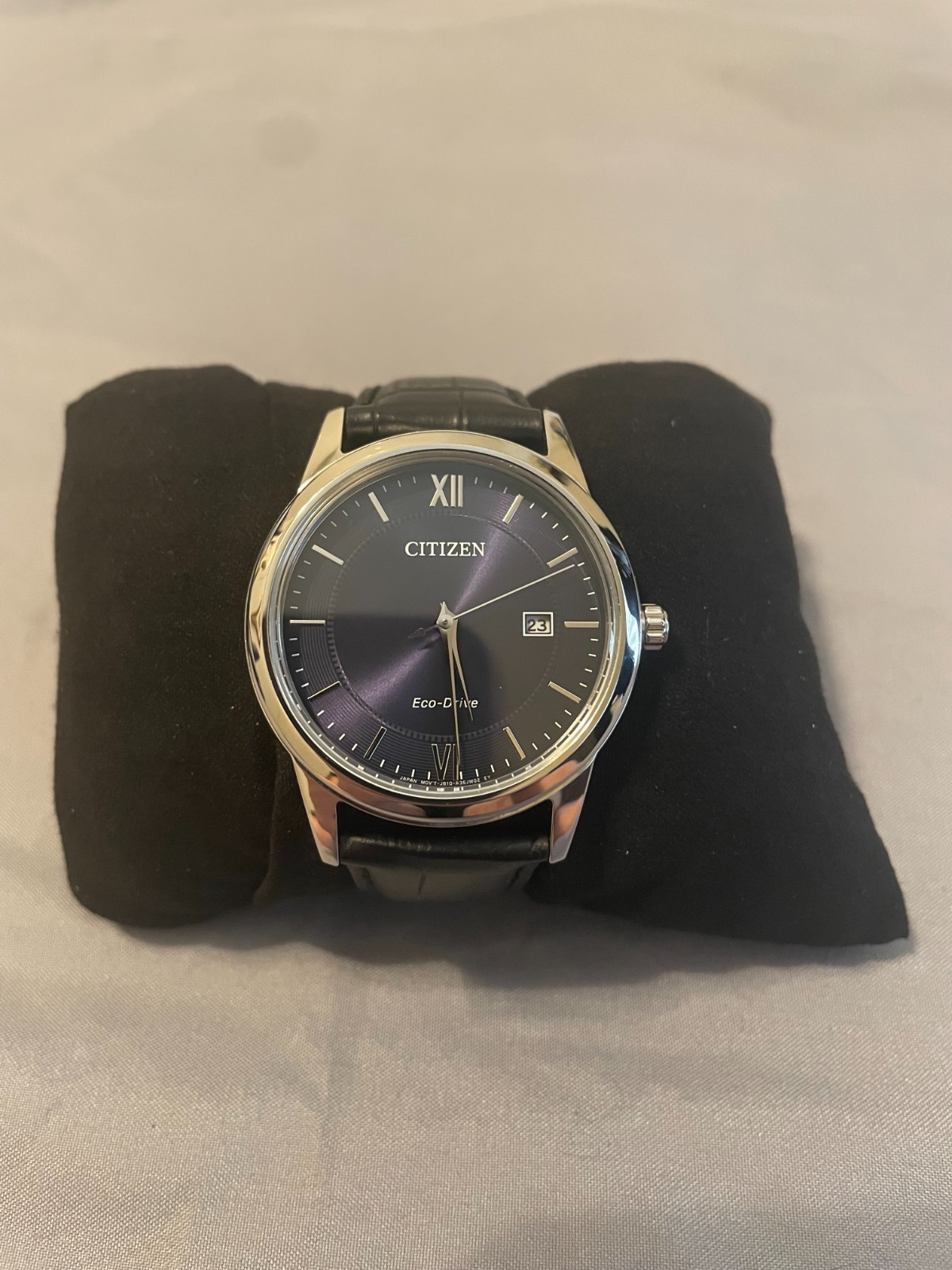 citizen classic. AW1780-09L. eco-drive. with original box.
