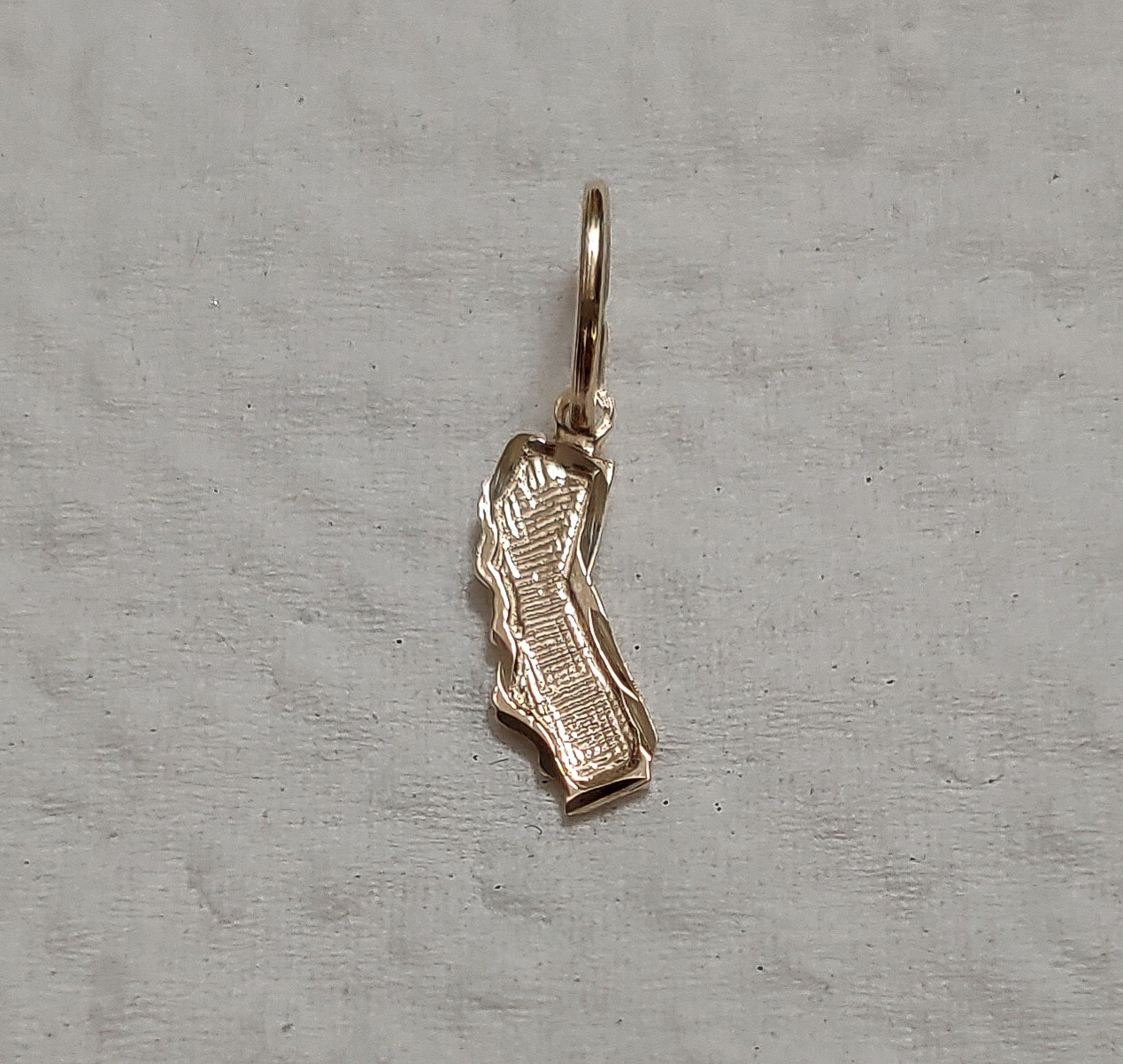 New 14k Yellow Gold Little California Charm Pendant