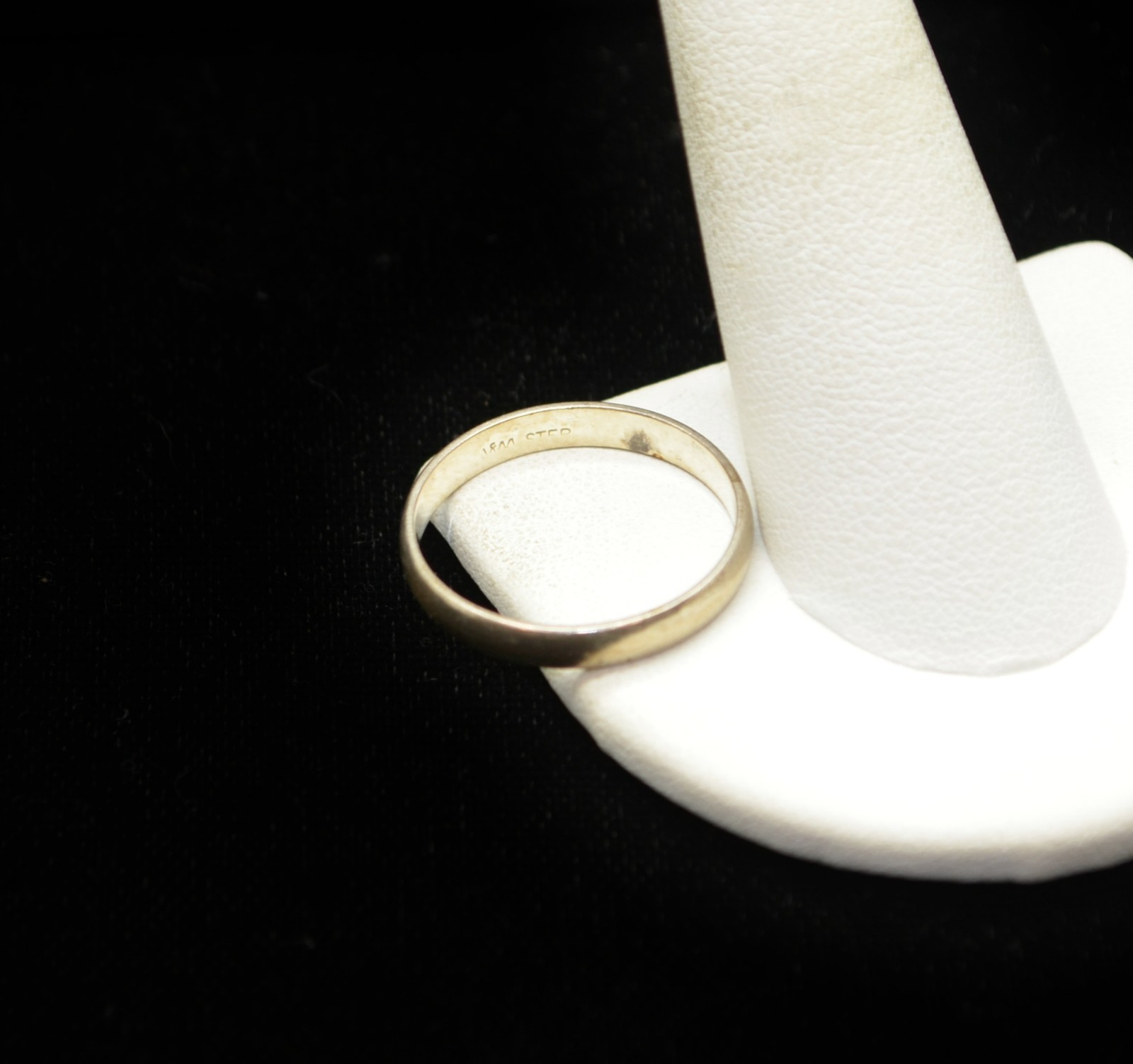 Sterling Silver Simple Smooth Band Ring SZ 11.0 #FMD996