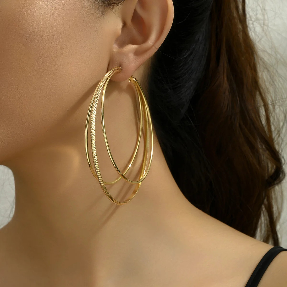 1 pair of new metal exaggerated three-layer large circle earrings, simple