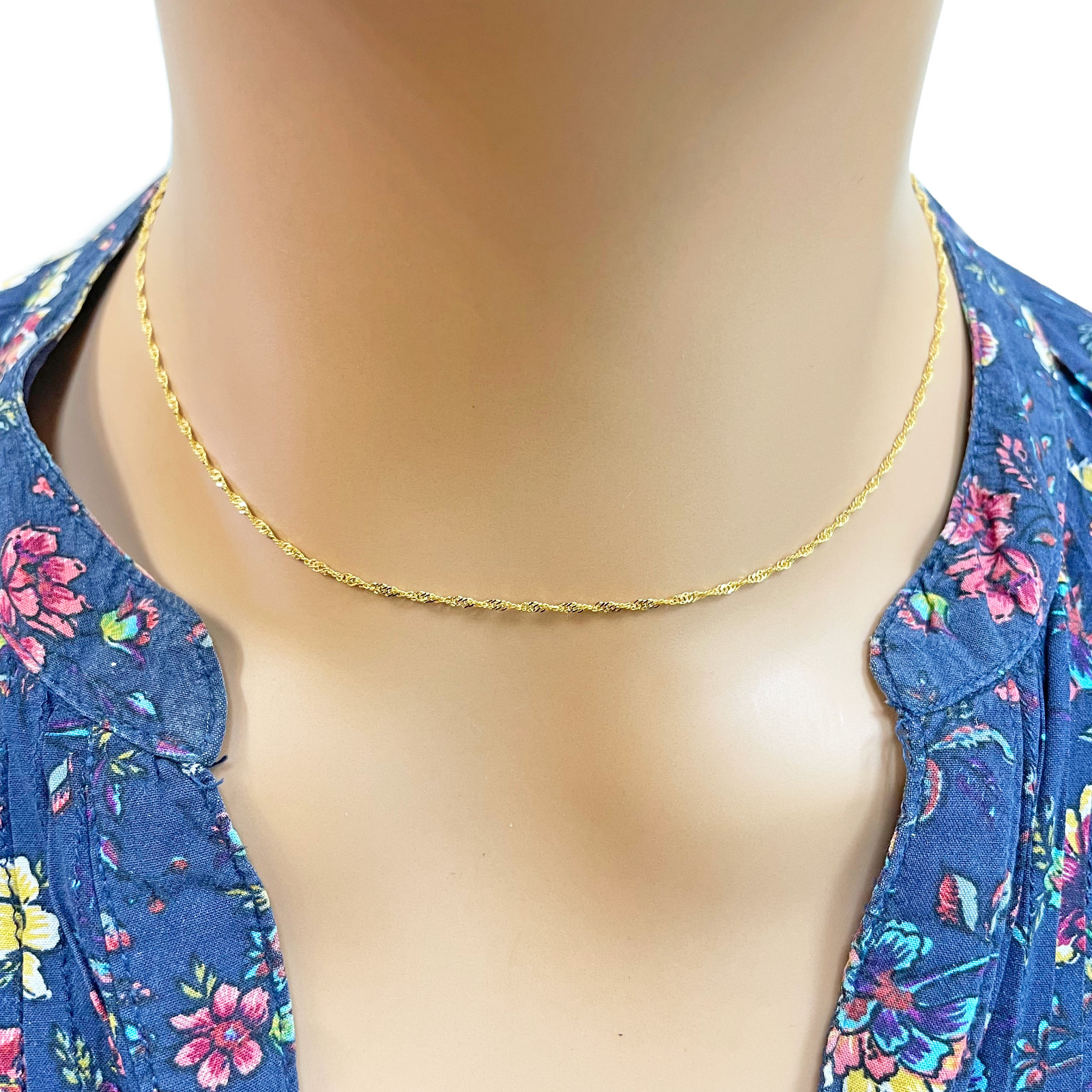 22ct Gold Twisted Chain Lightweight Fancy Ripple Necklace 16 Inches 1mm Width