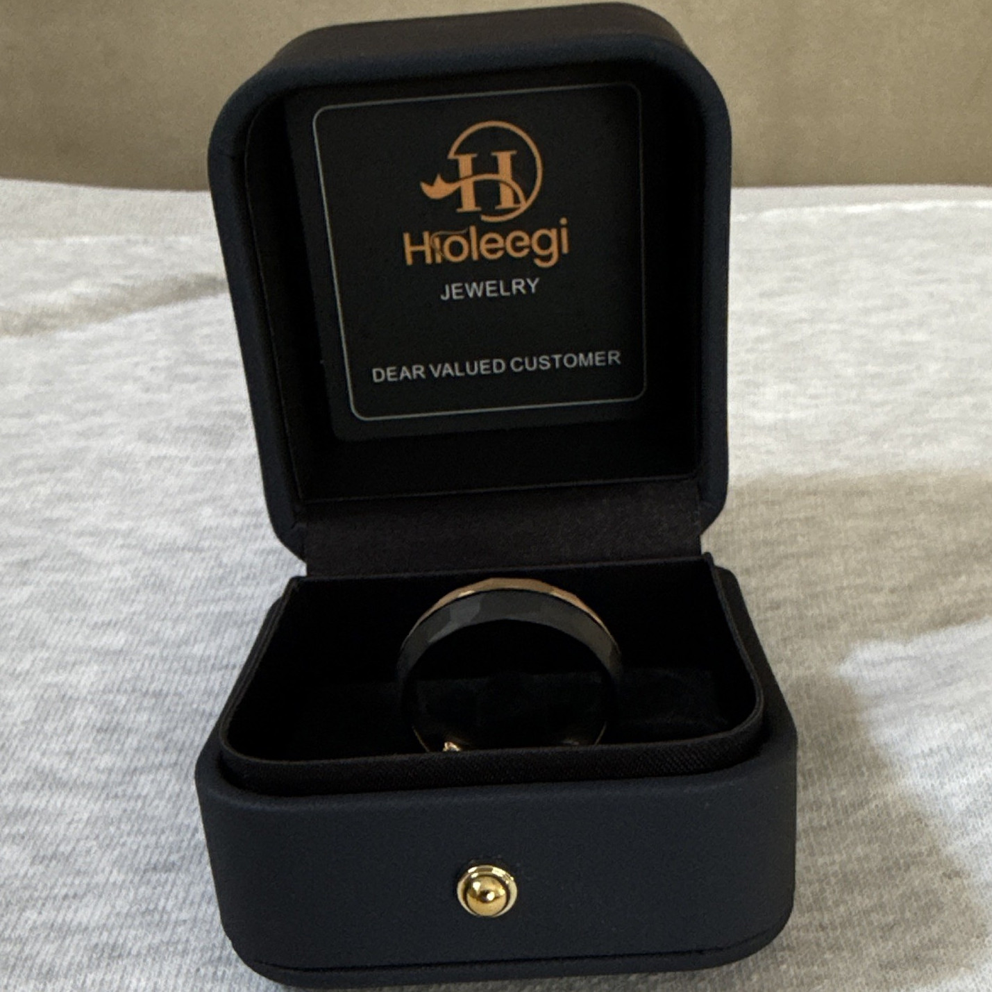Hioleegi Black Faux Leather Lined Square Ring Jewelry Box, 1-Piece Capacity